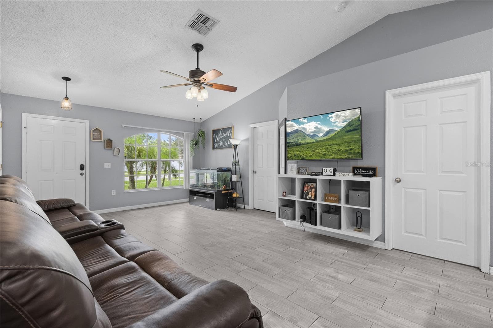 Single Family Residence at 2472 PINE CHASE CIR, ST CLOUD, photo 5 of 32