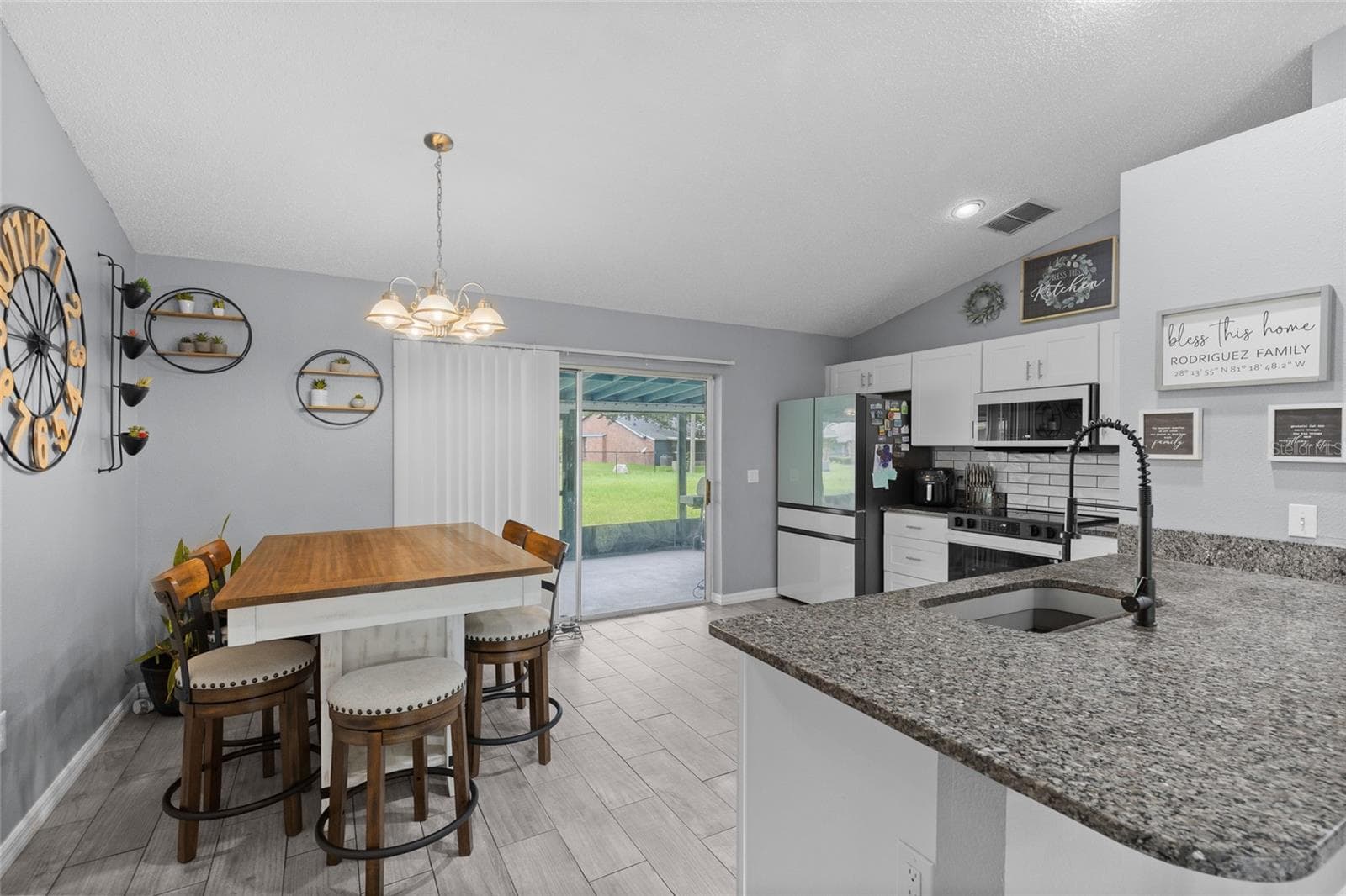 Single Family Residence at 2472 PINE CHASE CIR, ST CLOUD, photo 7 of 32