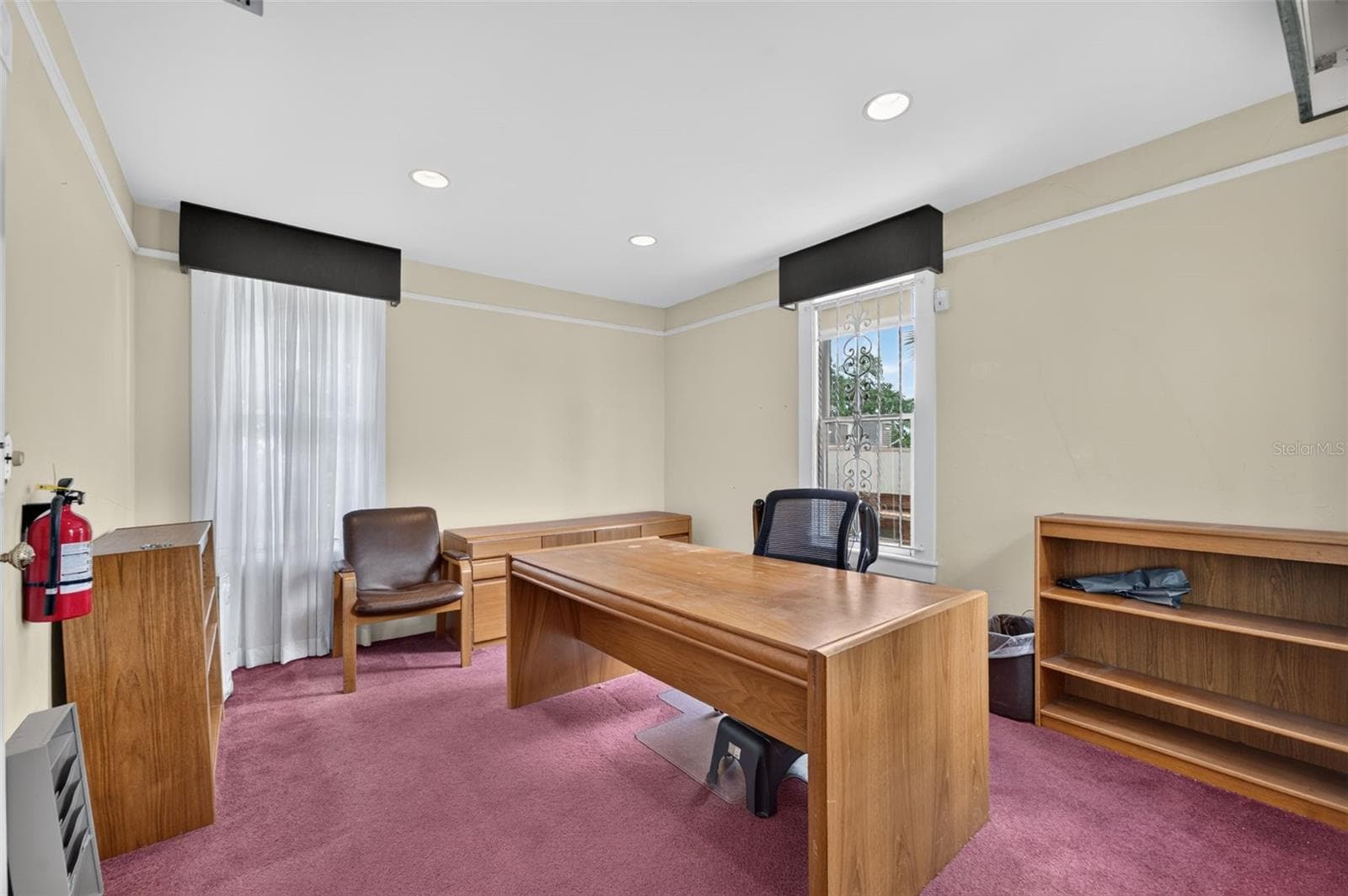 Office - 339 S RIDGEWOOD AVE, DAYTONA BEACH