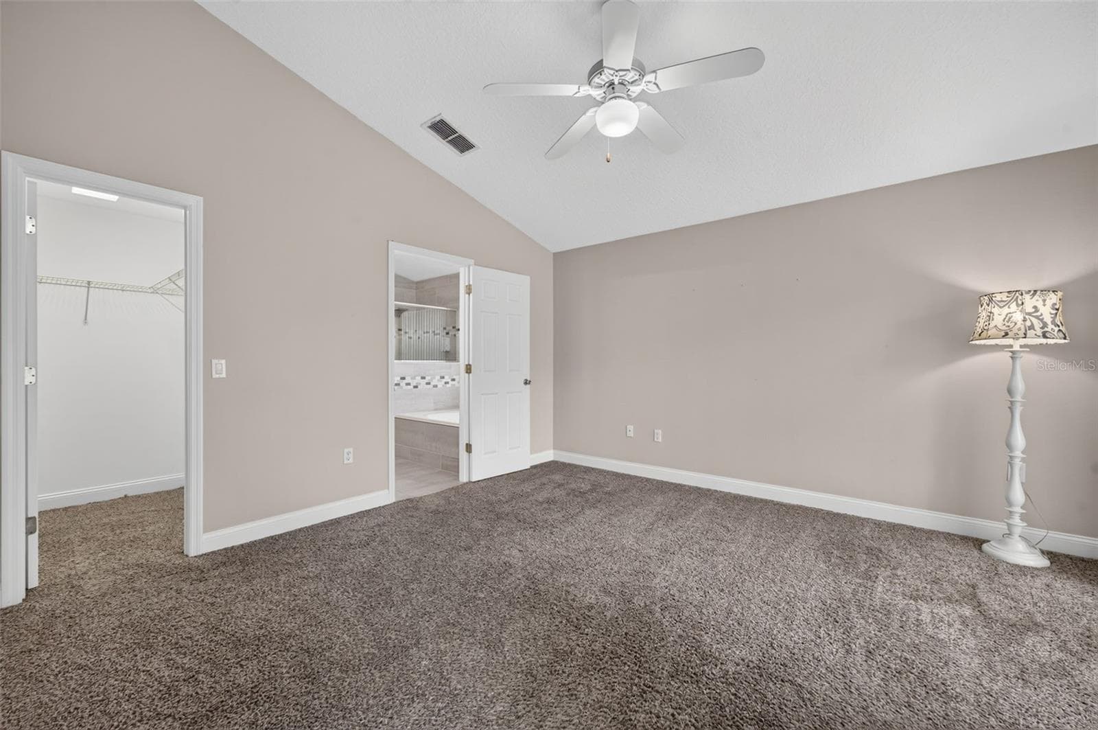 Single Family Residence at 124 LANCASTER DR, DAVENPORT, photo 29 of 53