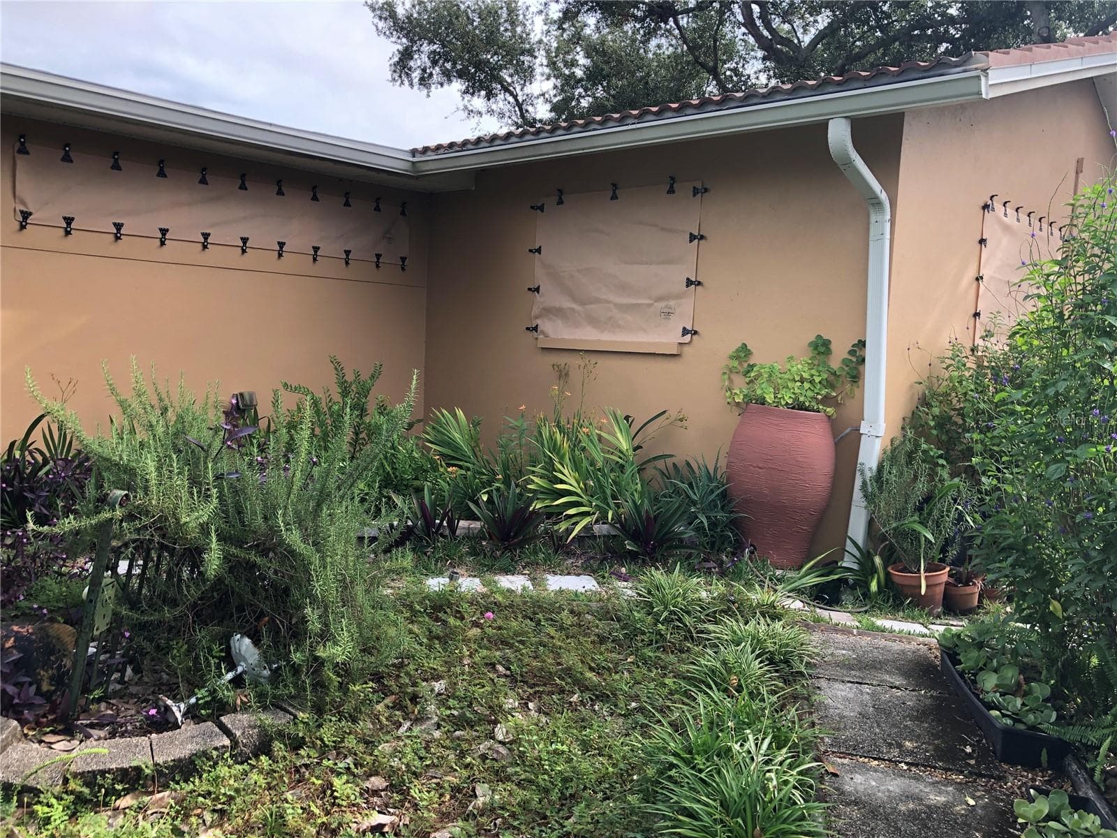full home hurricane fabric (kevlar) shutters - 1874 WATEROAK DR W, CLEARWATER