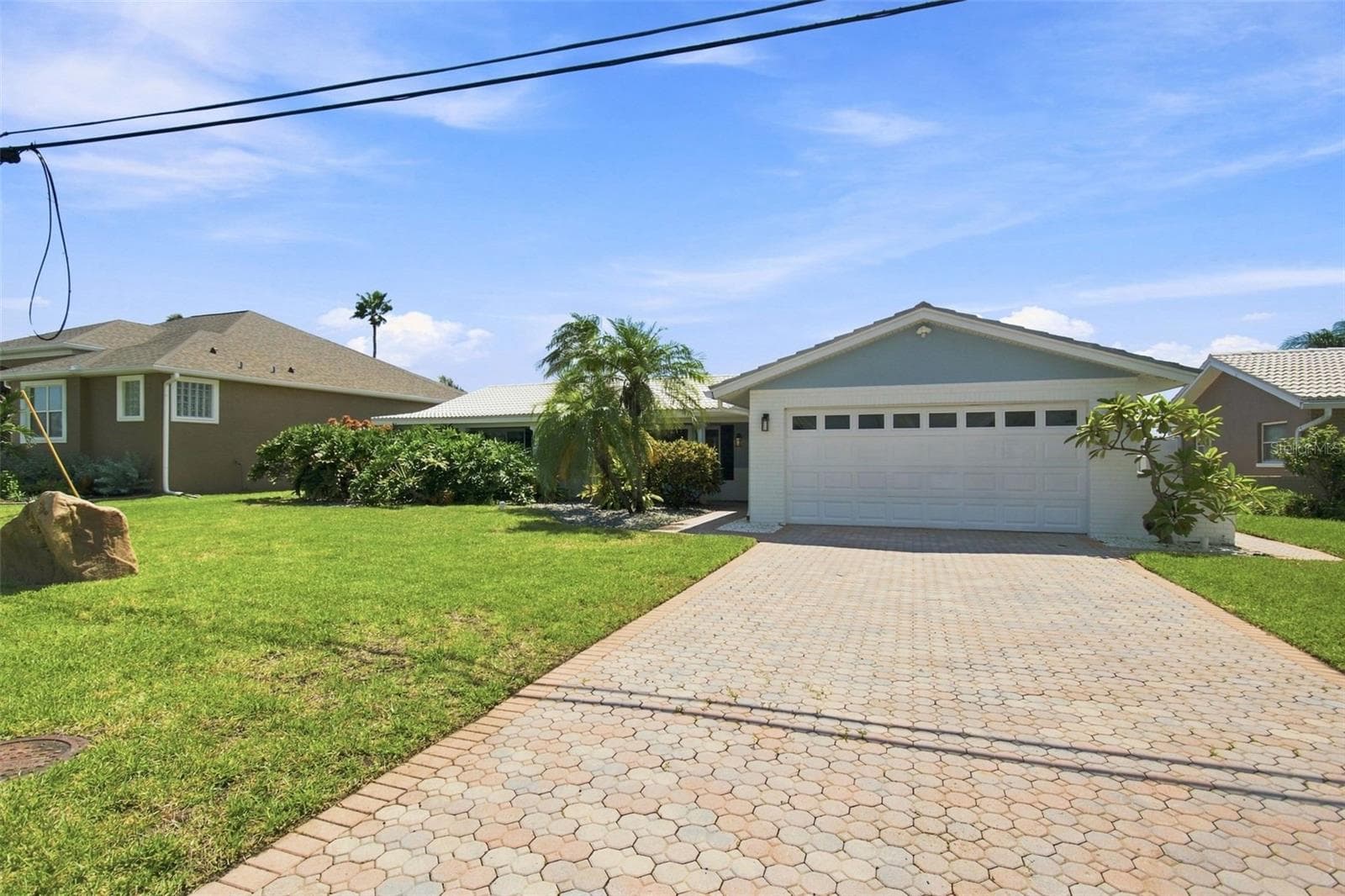 Single Family Residence at 11900 7TH ST E, TREASURE ISLAND, photo 2 of 69