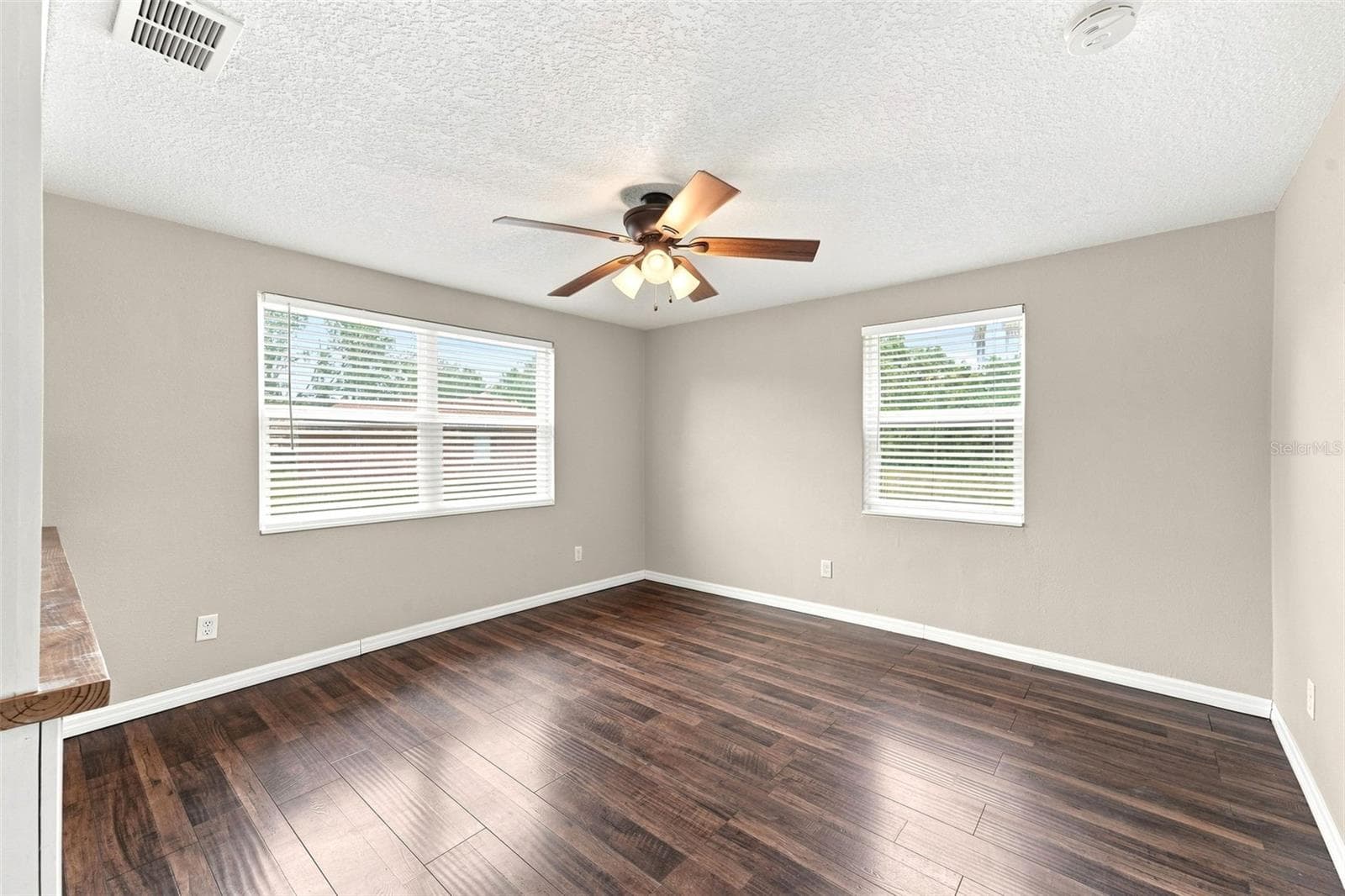 Single Family Residence at 259 COLOMBA RD, DEBARY, photo 32 of 54