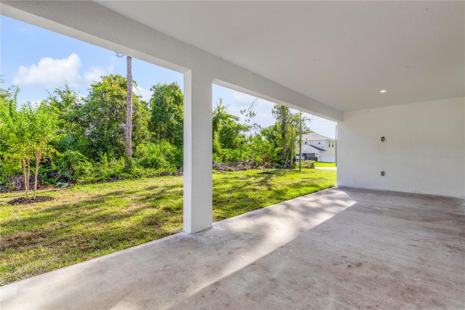 Single Family Residence at 188 PERSIMMON DR, PALM COAST, photo 37 of 42