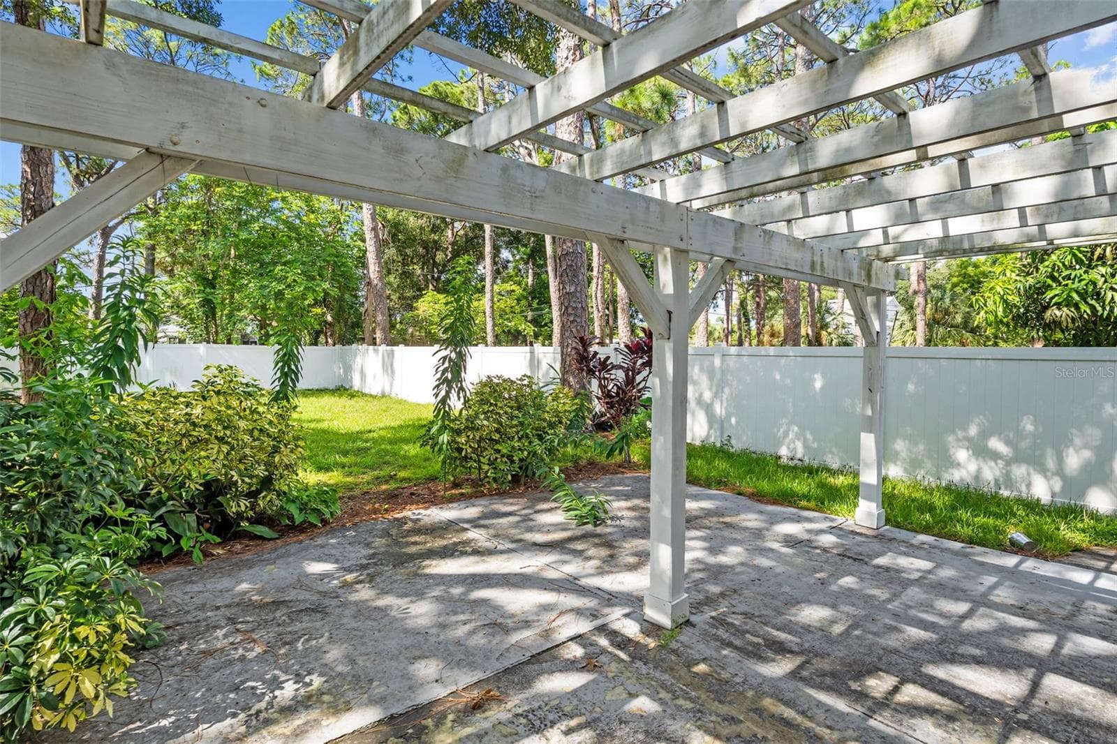 Single Family Residence at 138 69TH AVE N, ST PETERSBURG, photo 27 of 51