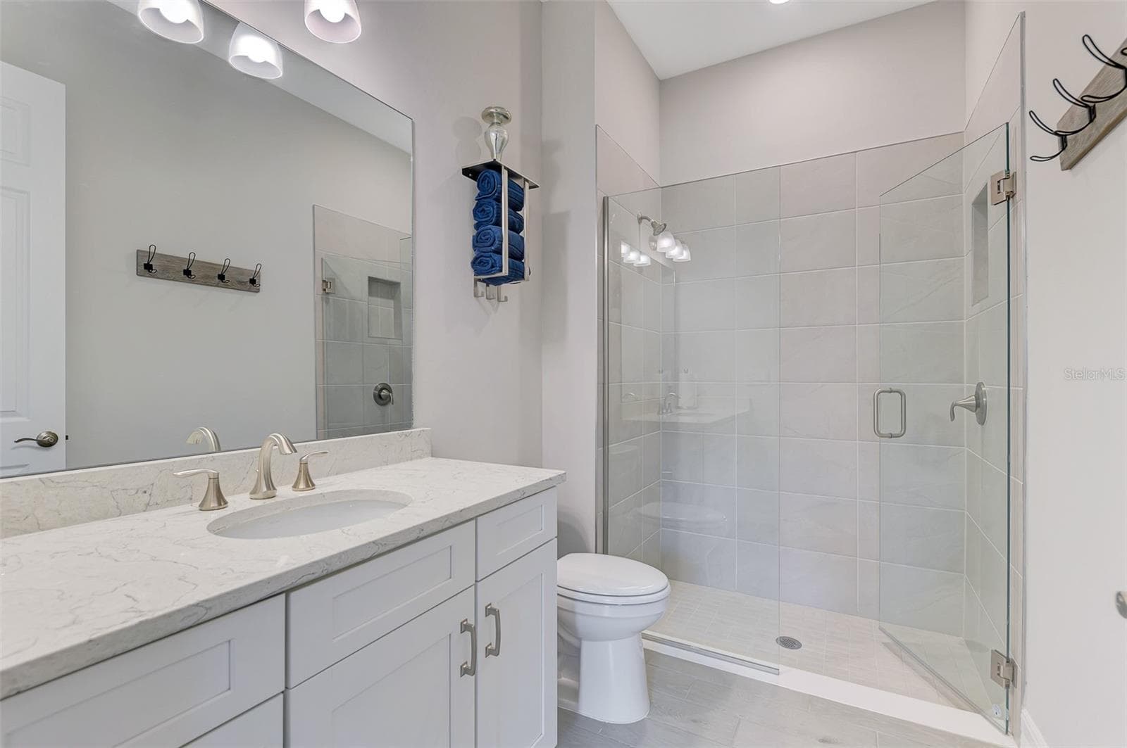Single Family Residence at 292 VILLORESI BLVD, NORTH VENICE, photo 23 of 100