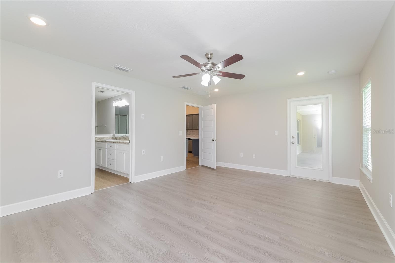 Single Family Residence at 345 CIMARRON CT, POINCIANA, photo 8 of 15