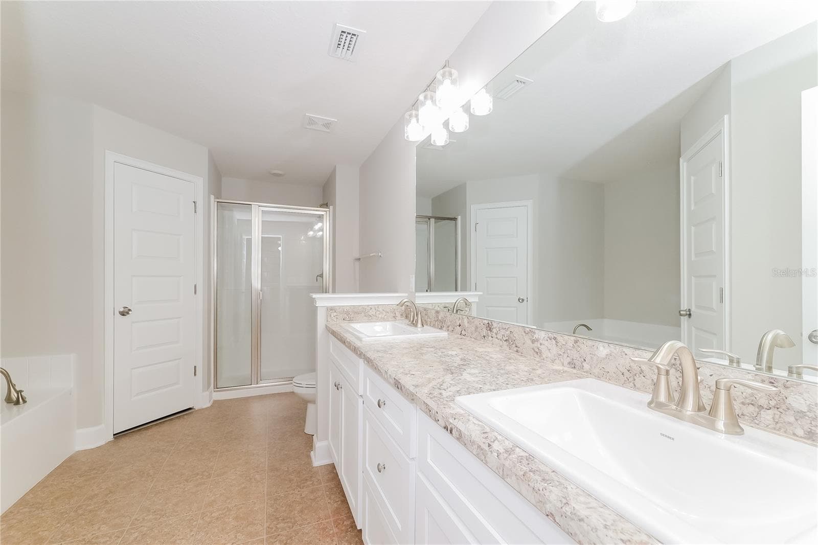 Single Family Residence at 345 CIMARRON CT, POINCIANA, photo 10 of 15