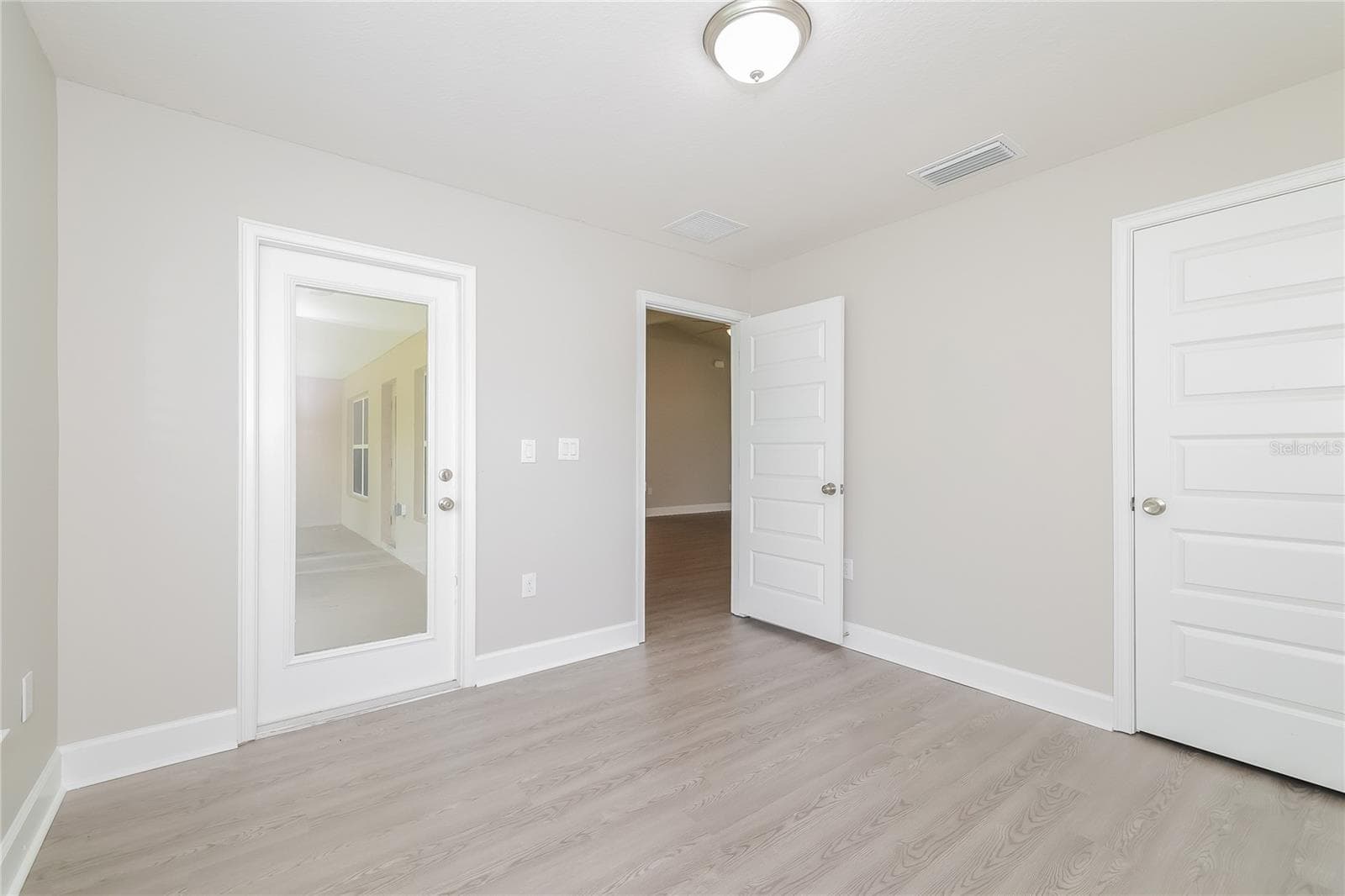 Single Family Residence at 345 CIMARRON CT, POINCIANA, photo 11 of 15
