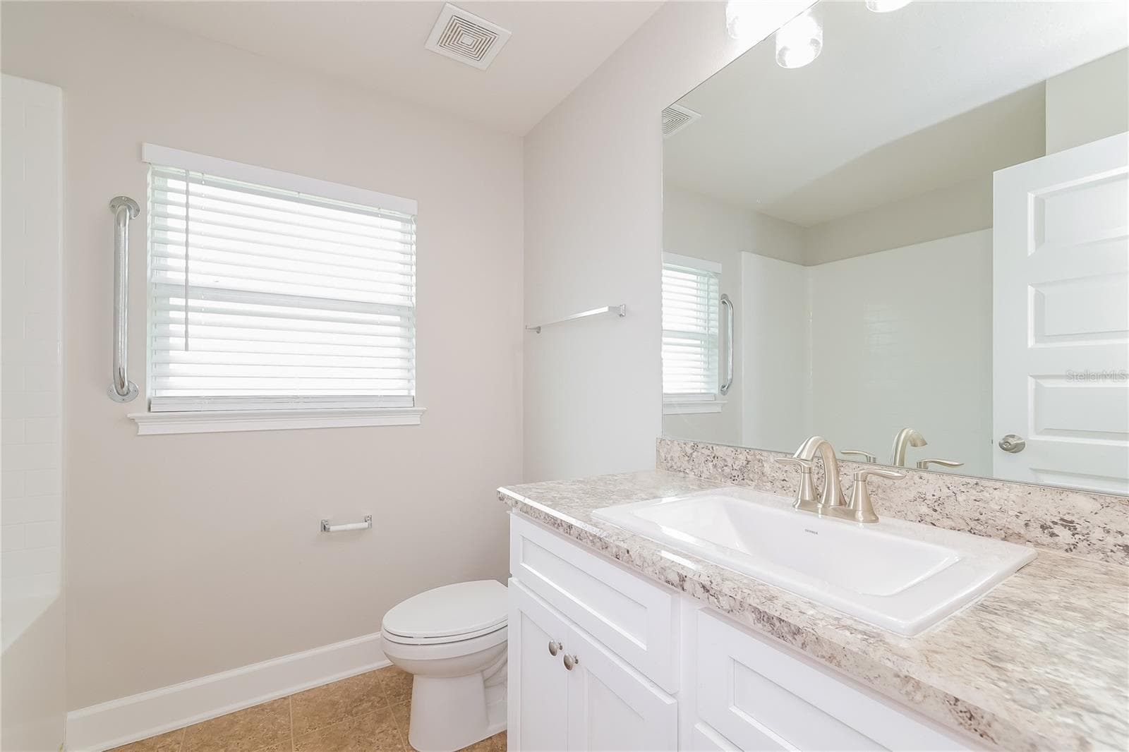 Single Family Residence at 345 CIMARRON CT, POINCIANA, photo 13 of 15