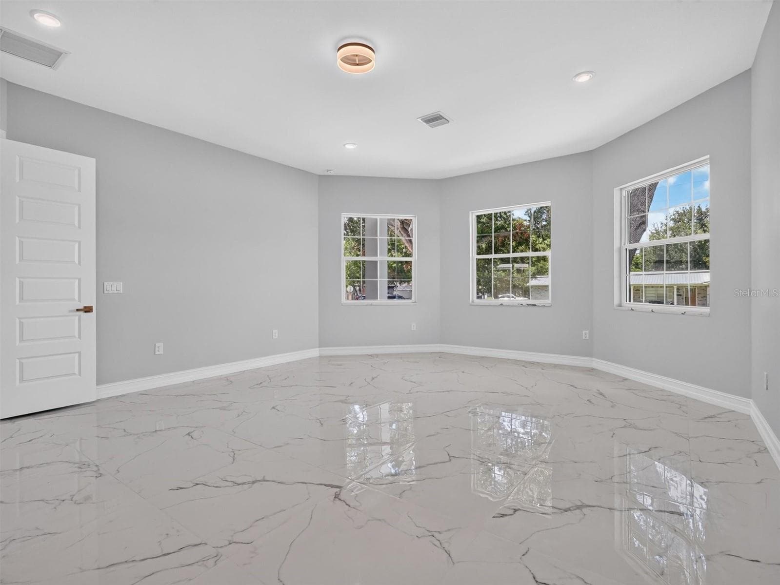 Single Family Residence at 2302 ALLEN DR, PLANT CITY, photo 22 of 61