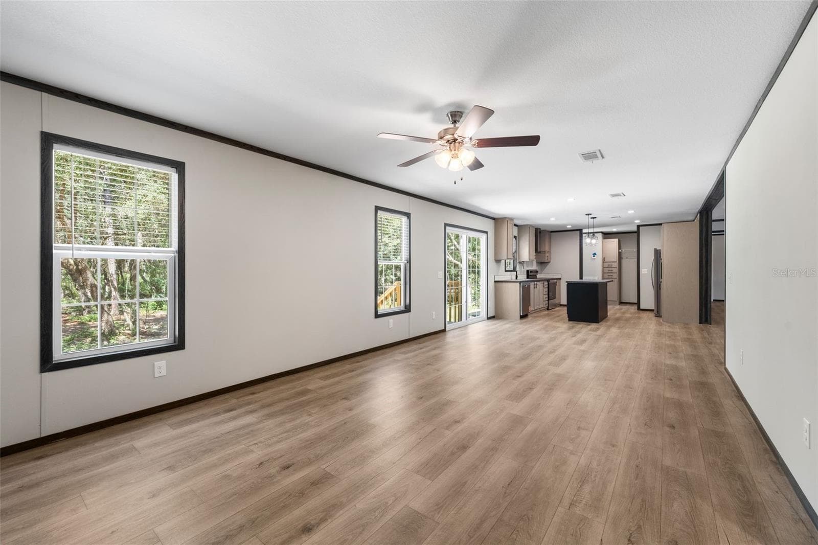 Manufactured Home at 5068 SW 181 CT, DUNNELLON, photo 15 of 40