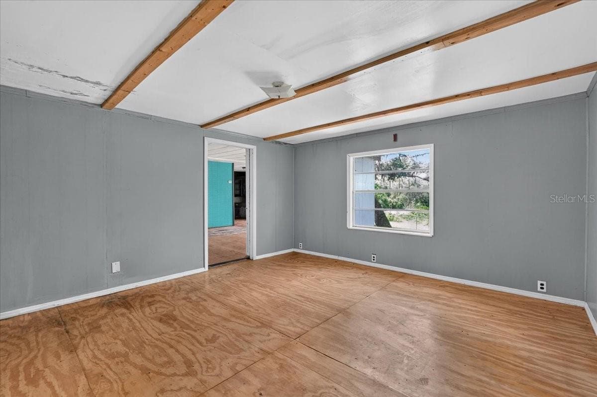 Manufactured Home at 12489 SW 45TH TER, WEBSTER, photo 15 of 44