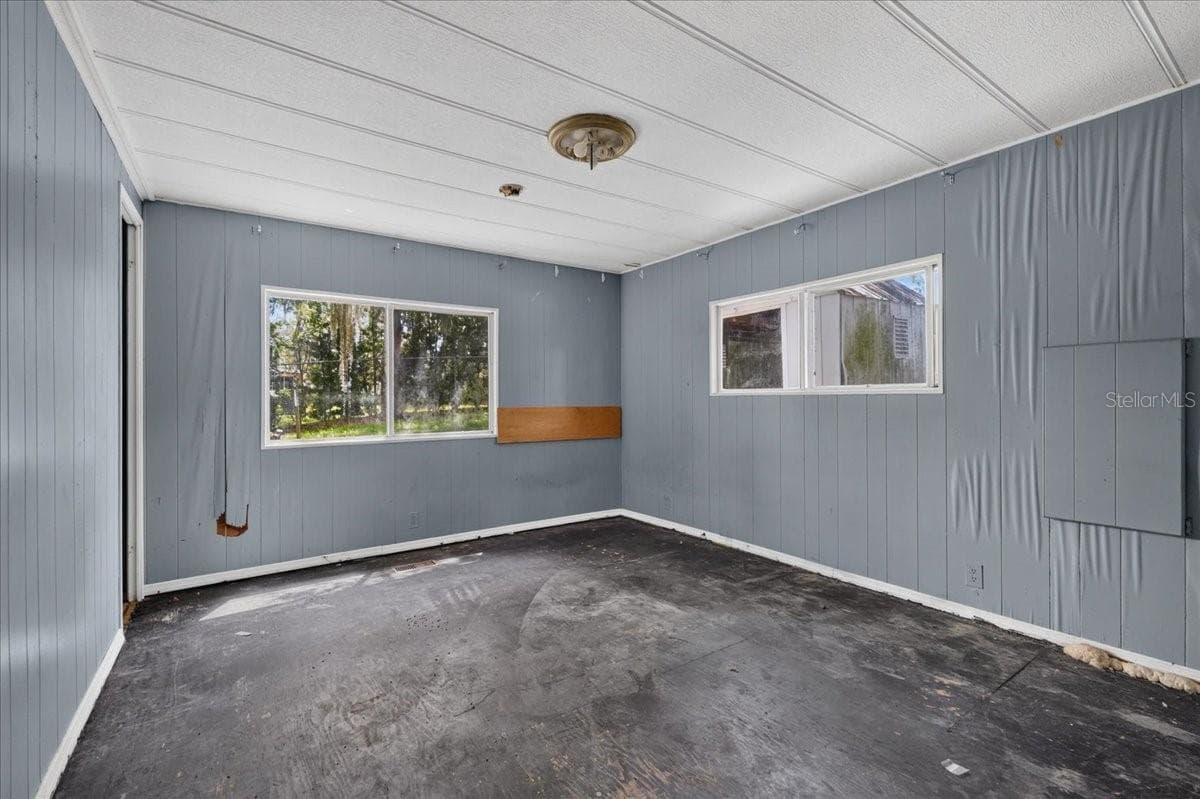 Manufactured Home at 12489 SW 45TH TER, WEBSTER, photo 21 of 44