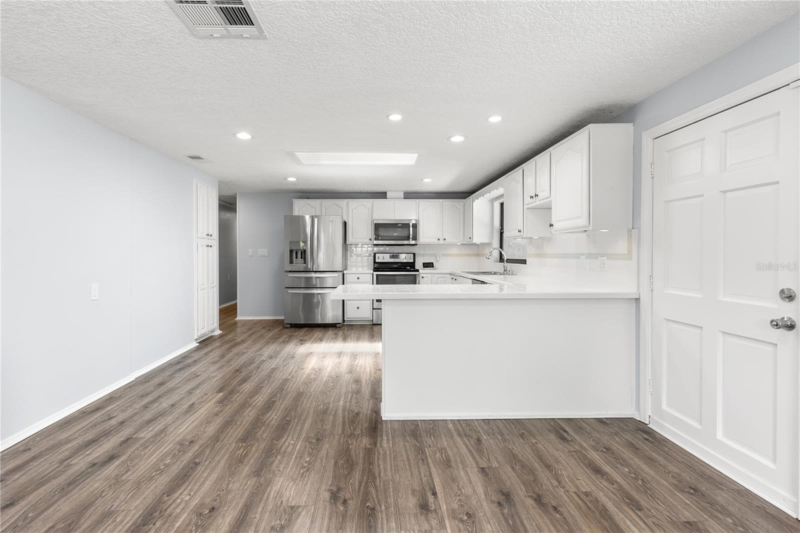 Single Family Residence at 1435 WEGMANN DR, TARPON SPRINGS, photo 10 of 31