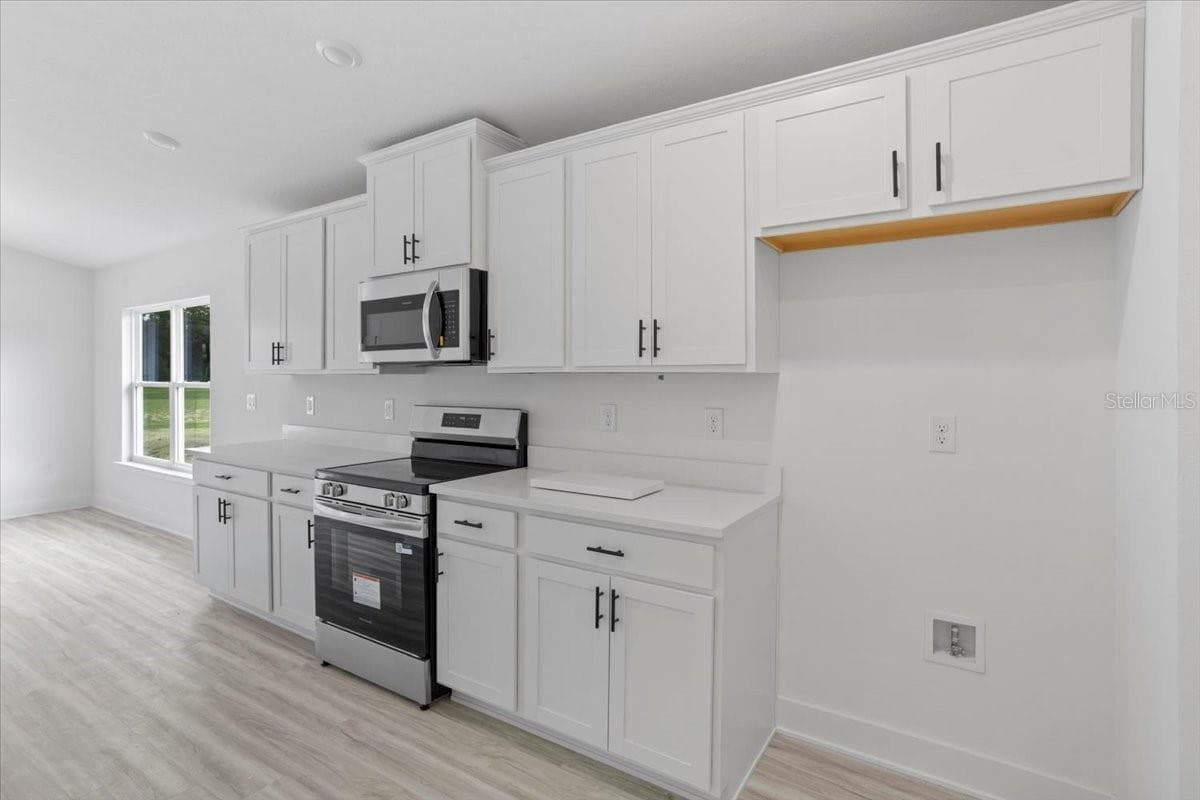 Single Family Residence at 13651 NW 150TH CIR, ALACHUA, photo 11 of 44