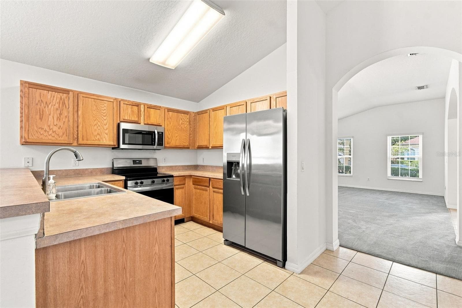 Single Family Residence at 1174 BEECH GROVE WAY, ORLANDO, photo 7 of 34