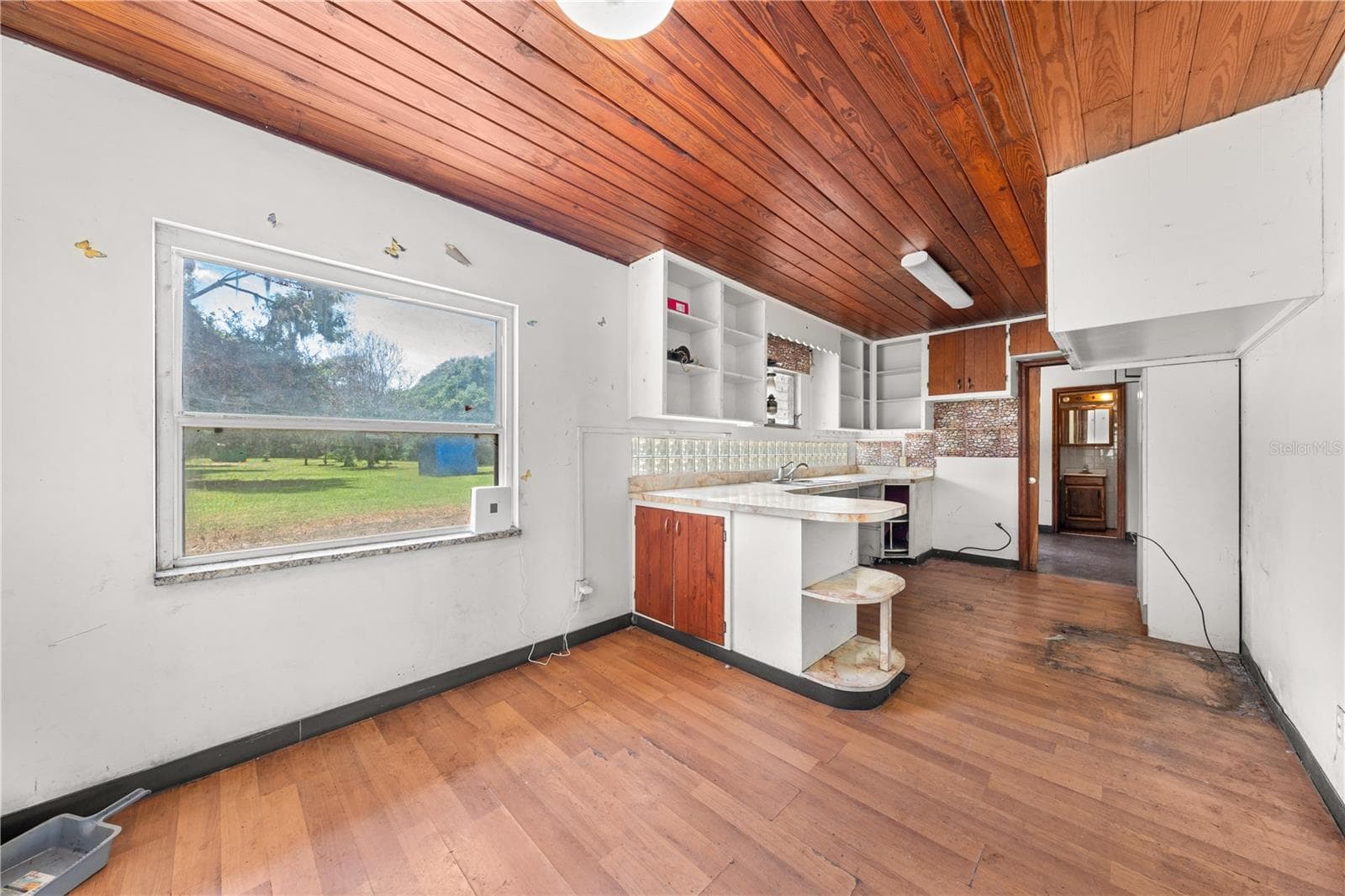 Dinette and Kitchen - 2557 AMES HAVEN RD, KISSIMMEE