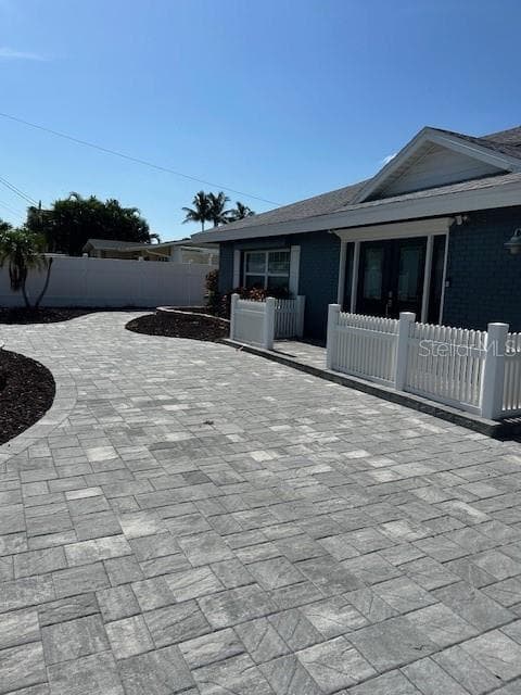 Front right - 9312 KINGSTON RD, BRADENTON
