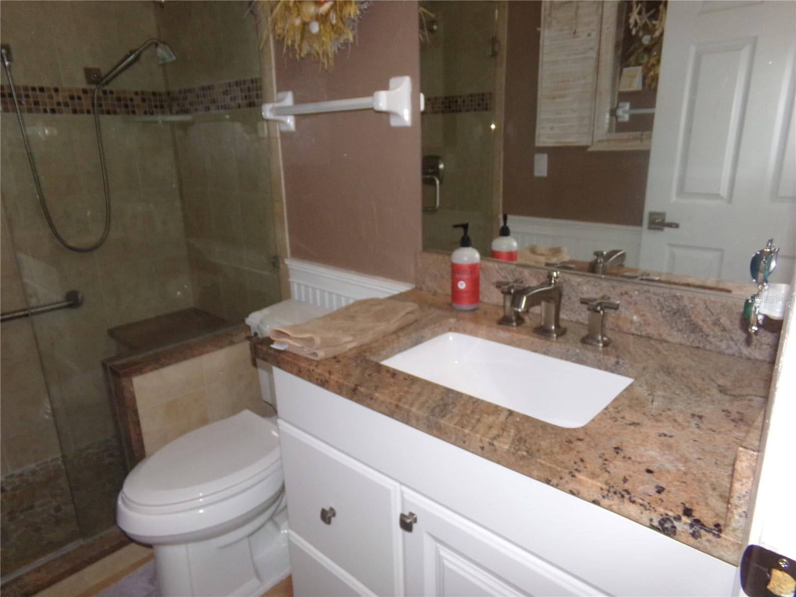 Bathroom 2 - 9312 KINGSTON RD, BRADENTON