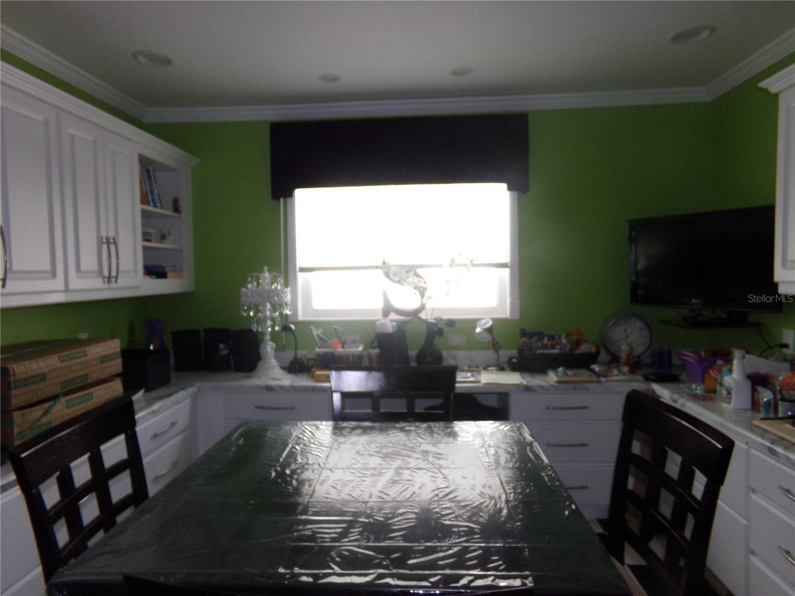 Craft Room - 9312 KINGSTON RD, BRADENTON