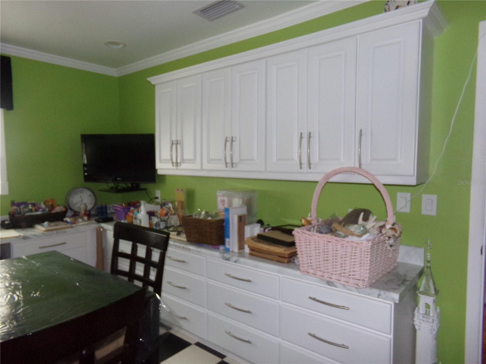 Craft Room - 9312 KINGSTON RD, BRADENTON