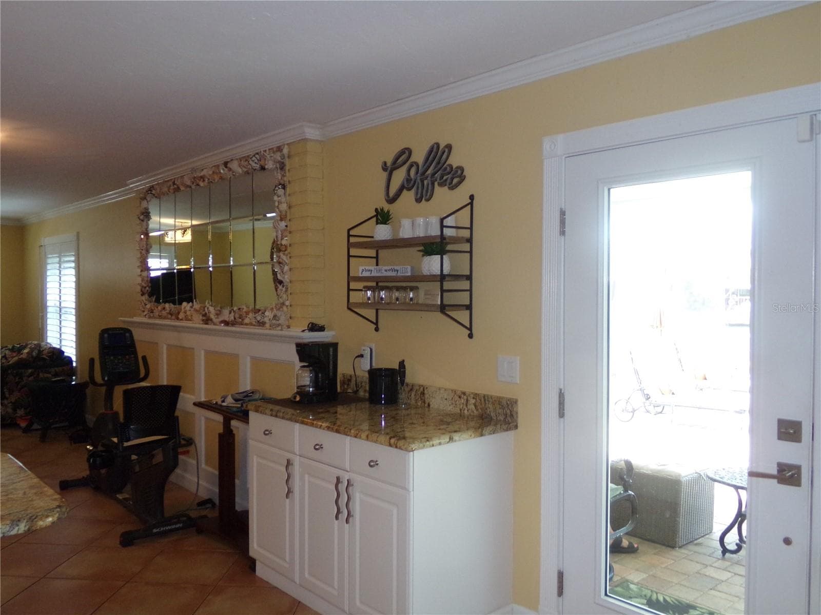 Kitchen - 9312 KINGSTON RD, BRADENTON