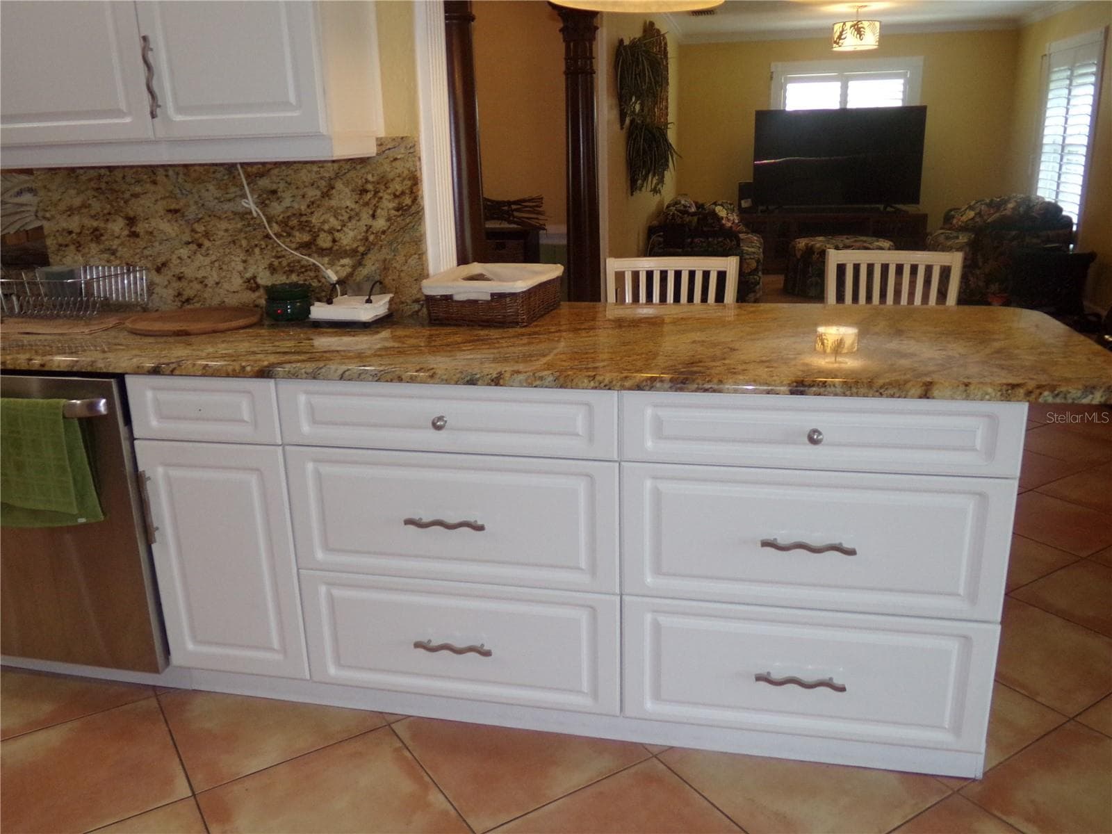 Kitchen - 9312 KINGSTON RD, BRADENTON