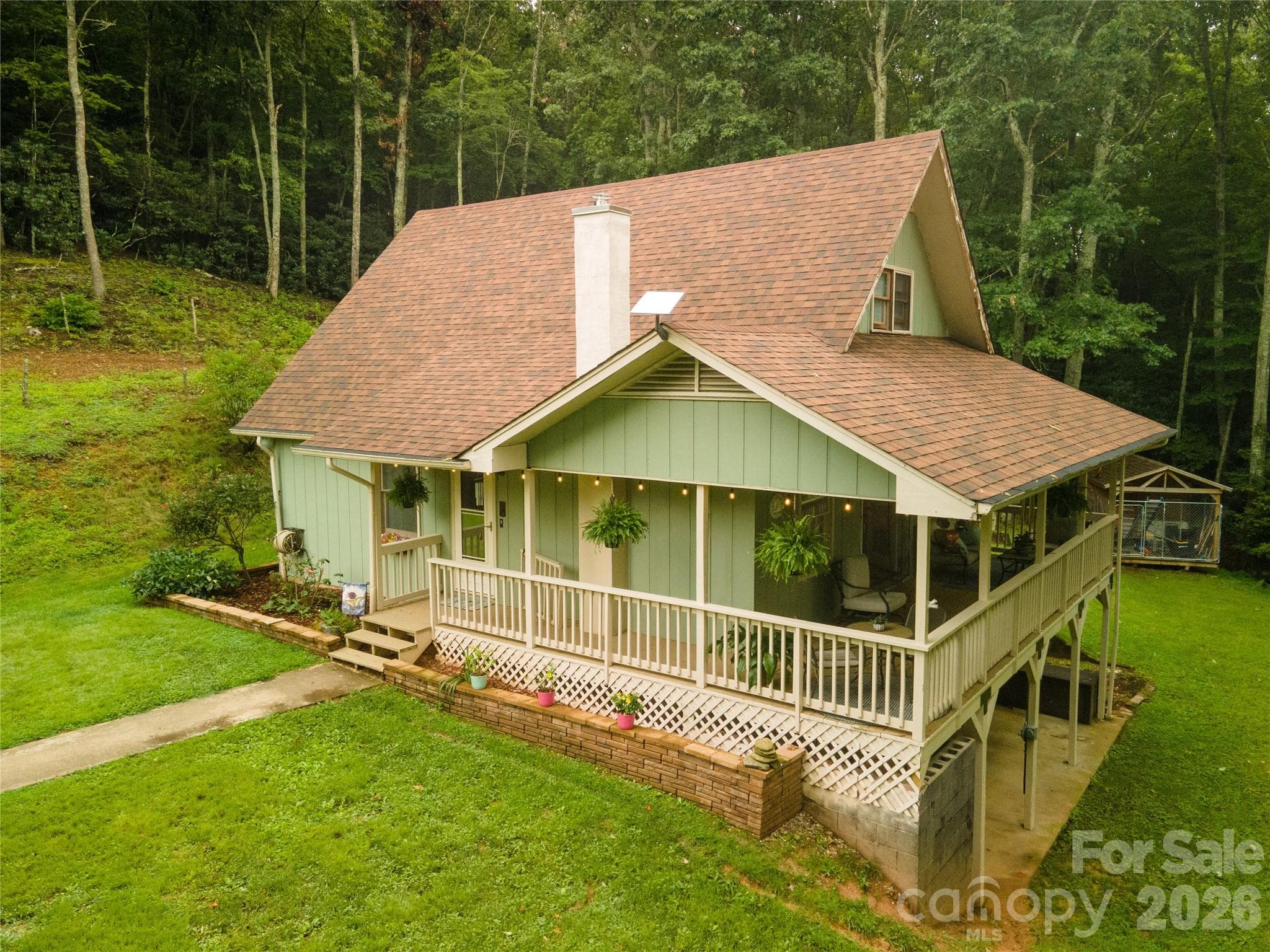 Great Outdoor Living - 426 Meadowood Lane, Burnsville
