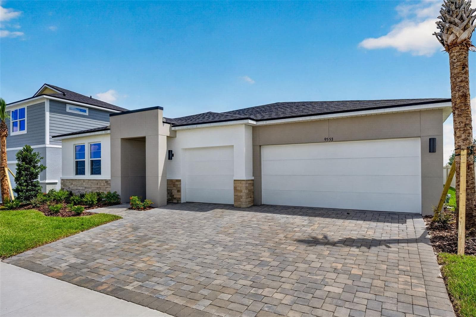 Single Family Residence at 9553 NATURAL OAK PT, DADE CITY, photo 3 of 44