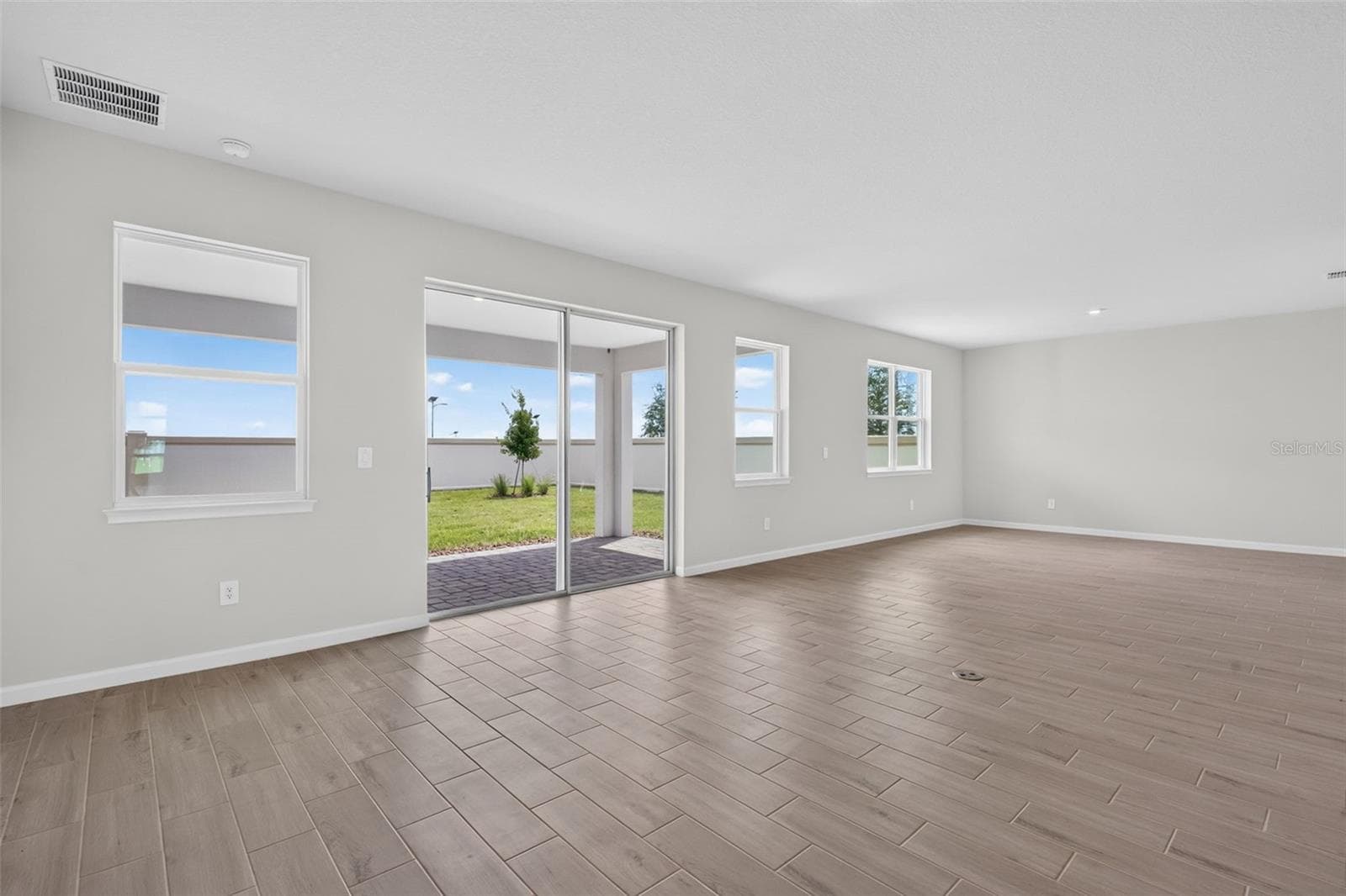 Single Family Residence at 9553 NATURAL OAK PT, DADE CITY, photo 14 of 44