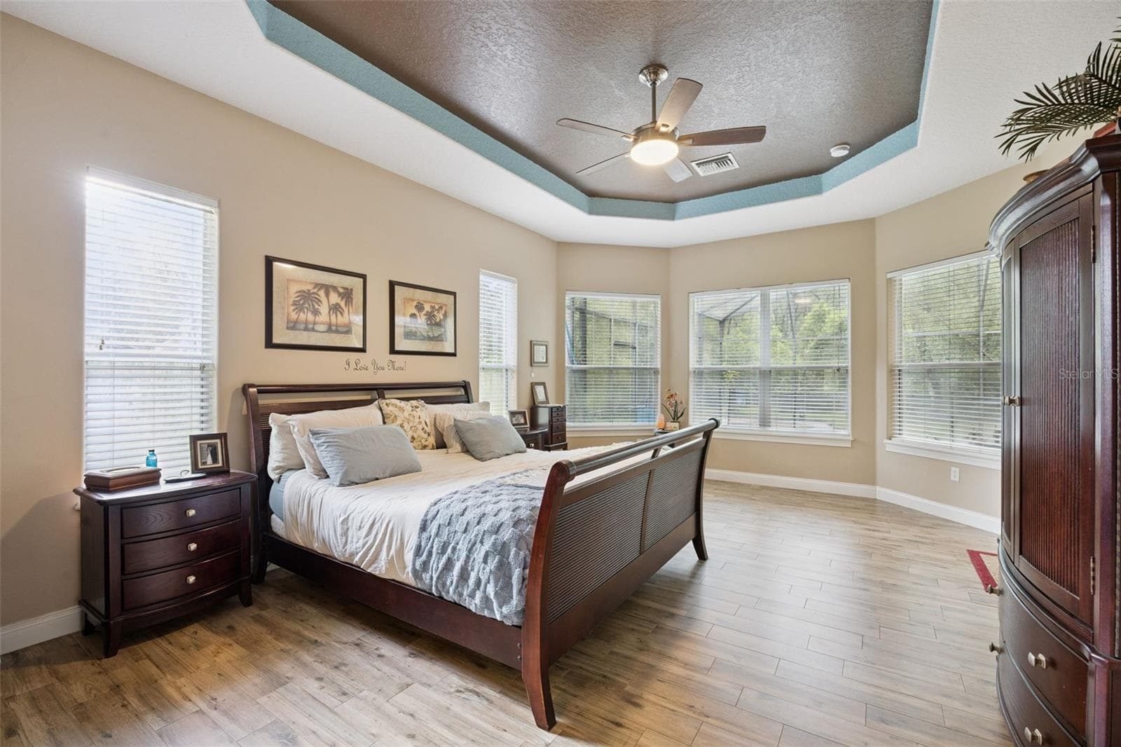 Spacious primary suite is privately positioned on one side of the split-bedroom floor plan. - 30440 JUBILEE WAY, SORRENTO