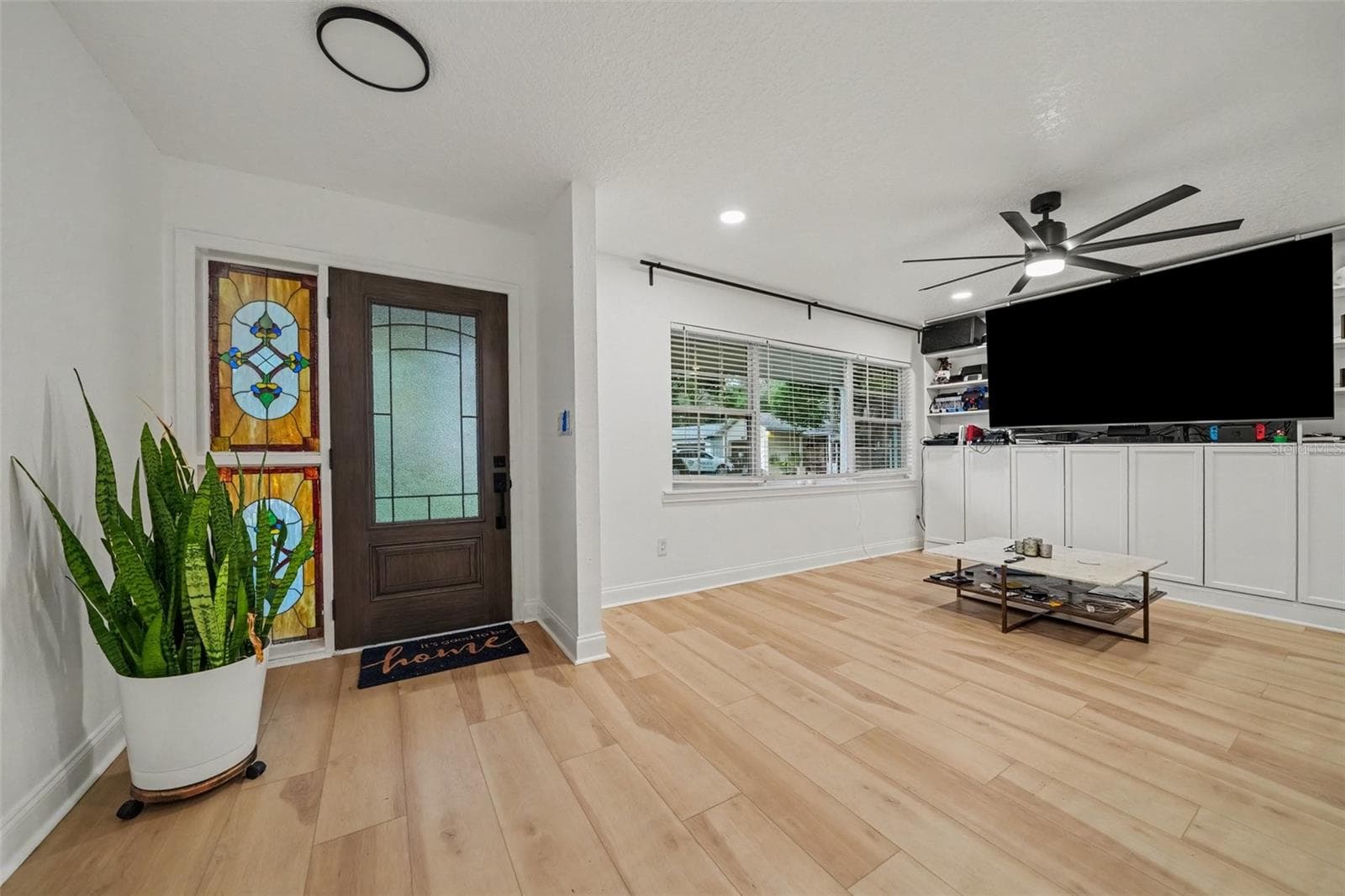 Single Family Residence at 1905 BONANZA CT, WINTER PARK, photo 3 of 26