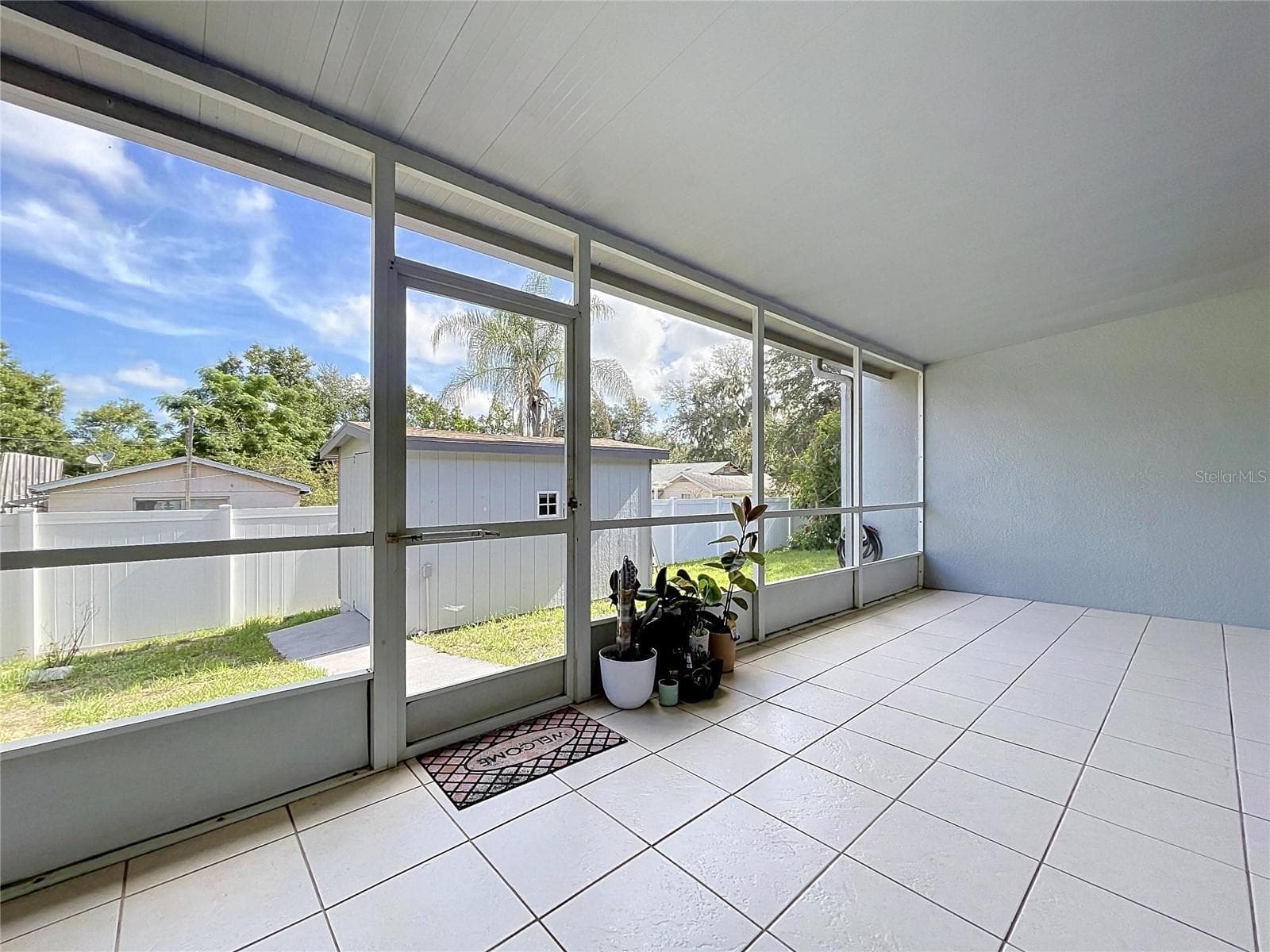 Large Patio - 4209 AMBER RIDGE LN, VALRICO