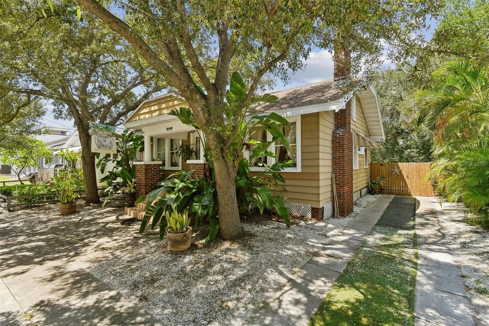 Single Family Residence at 2319 W NORTH B ST, TAMPA, photo 2 of 25