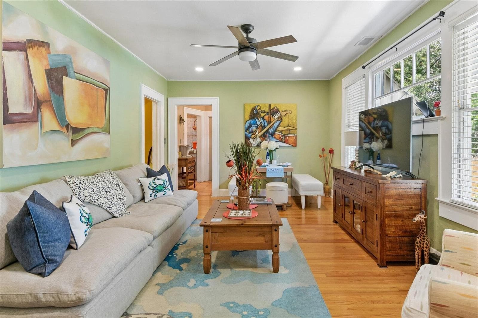 Single Family Residence at 2319 W NORTH B ST, TAMPA, photo 10 of 25