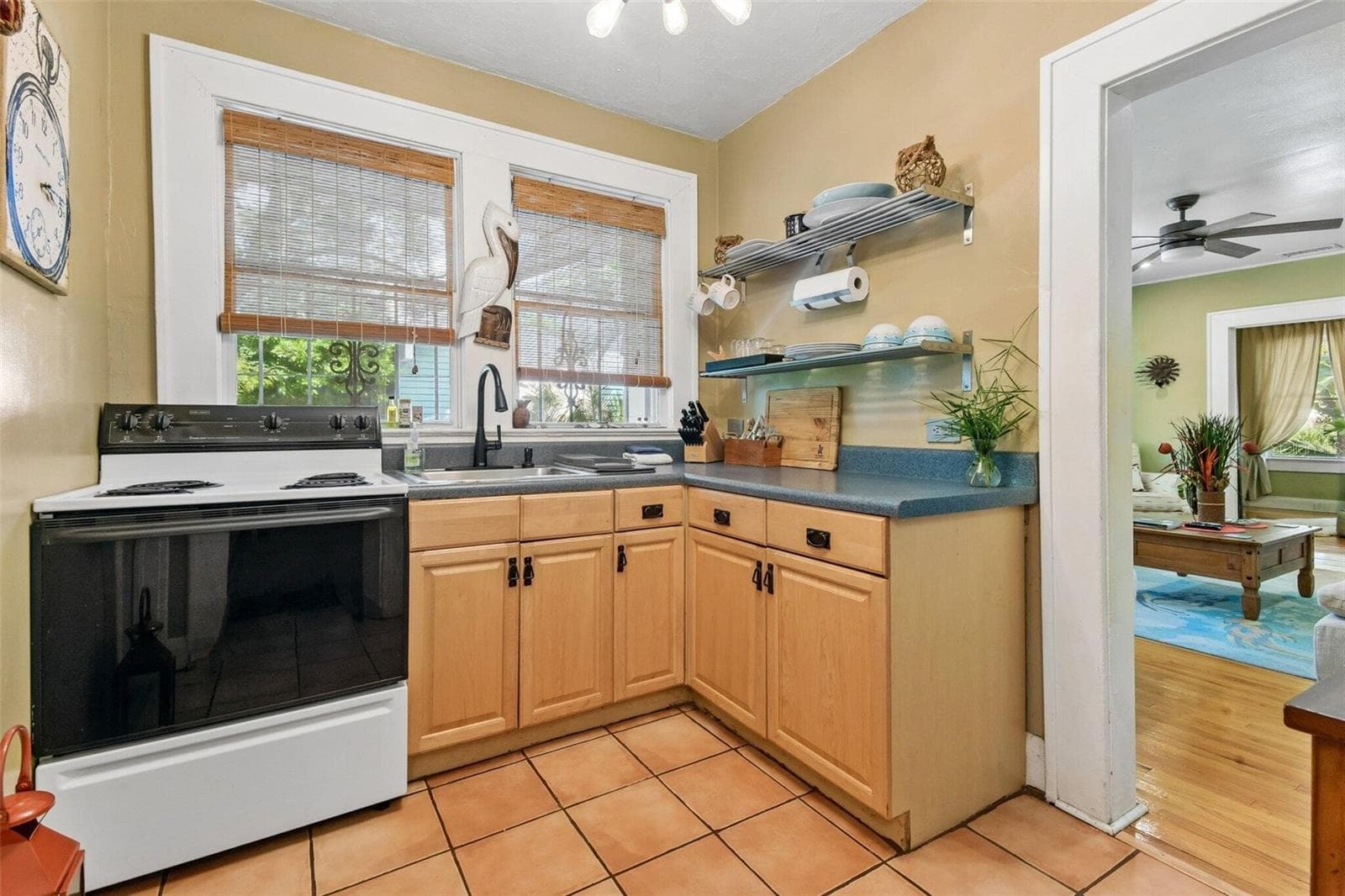 Single Family Residence at 2319 W NORTH B ST, TAMPA, photo 13 of 25