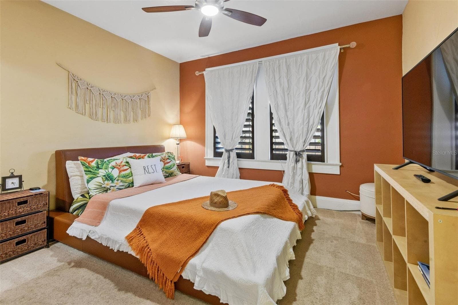 Single Family Residence at 2319 W NORTH B ST, TAMPA, photo 20 of 25