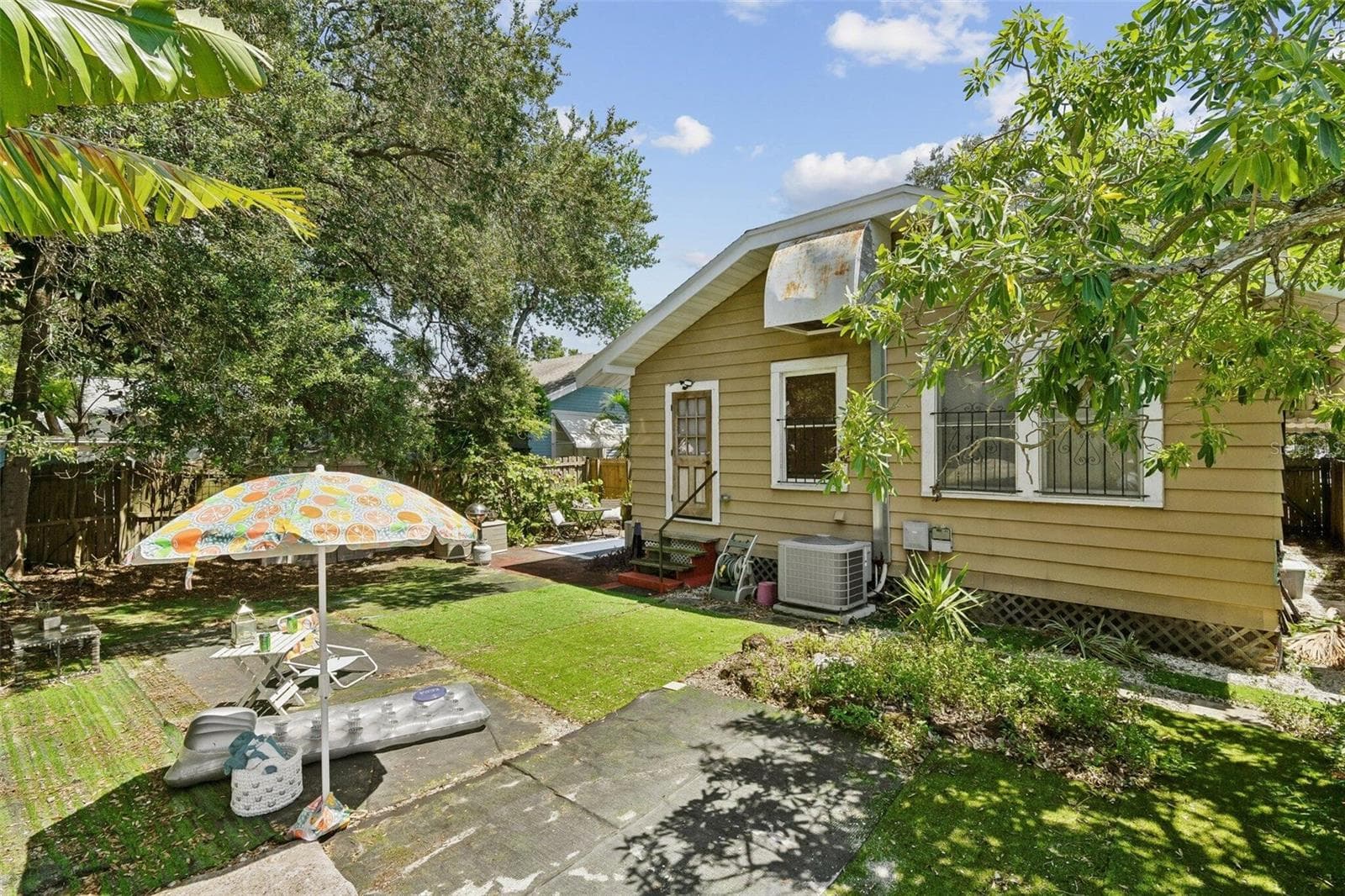 Single Family Residence at 2319 W NORTH B ST, TAMPA, photo 23 of 25