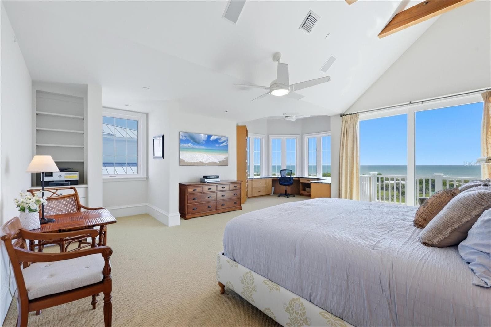 Spacious primary suite - 7394 PALM ISLAND DR, PLACIDA