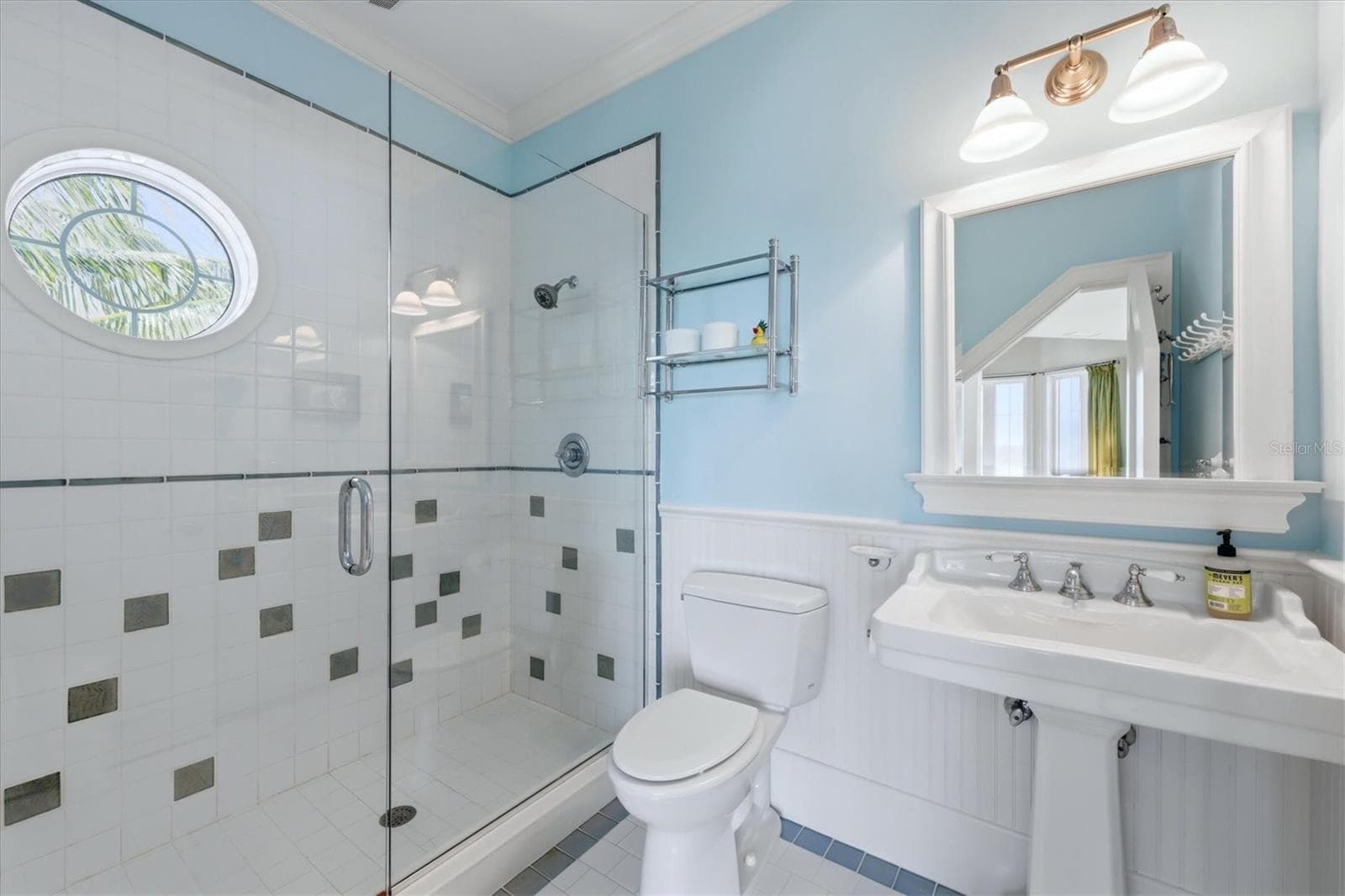 Ensuite bath with coastal finishes - 7394 PALM ISLAND DR, PLACIDA