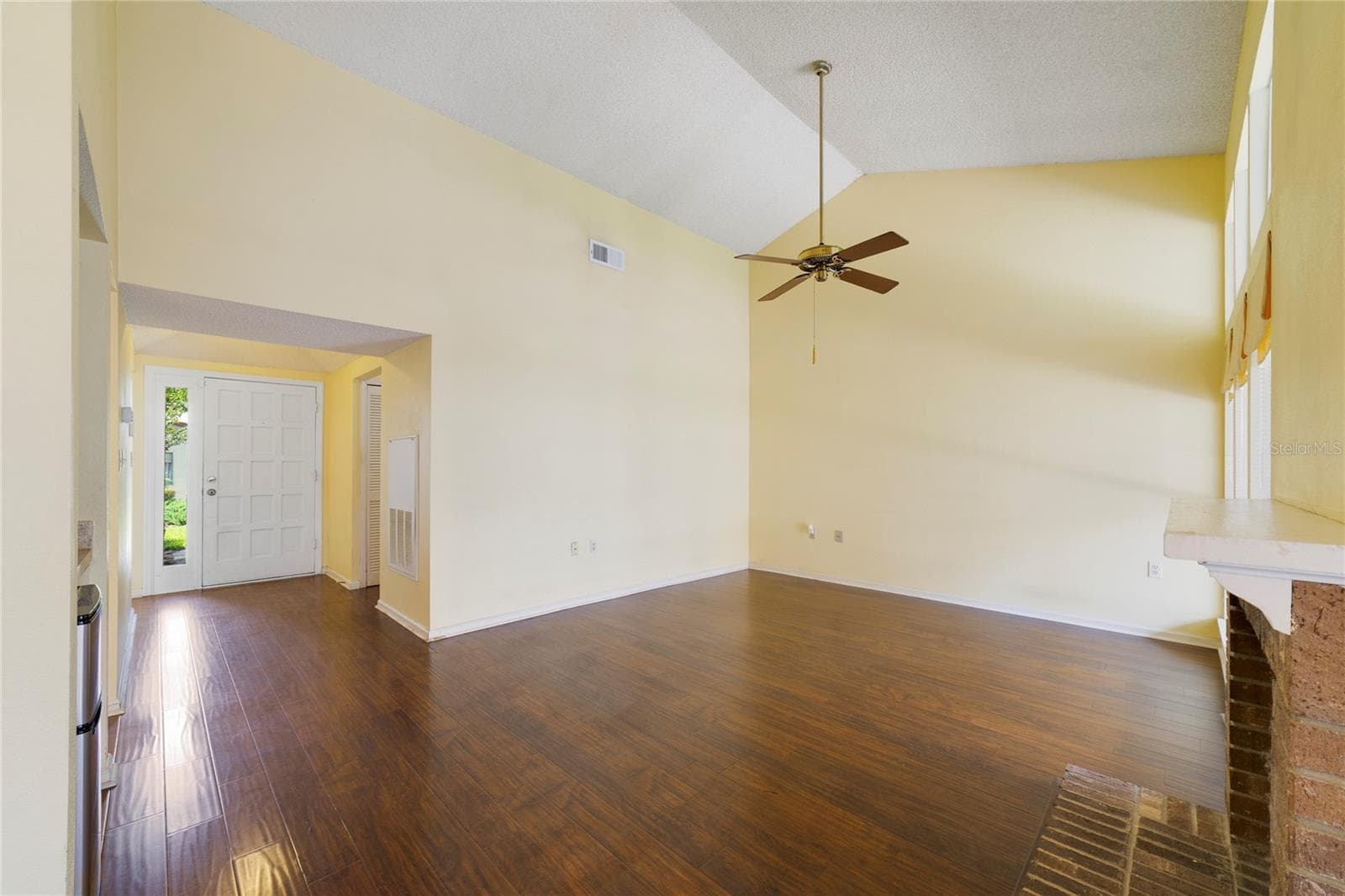 Spacious Foyer Into Condo - 260 W SABAL PALM PL, LONGWOOD