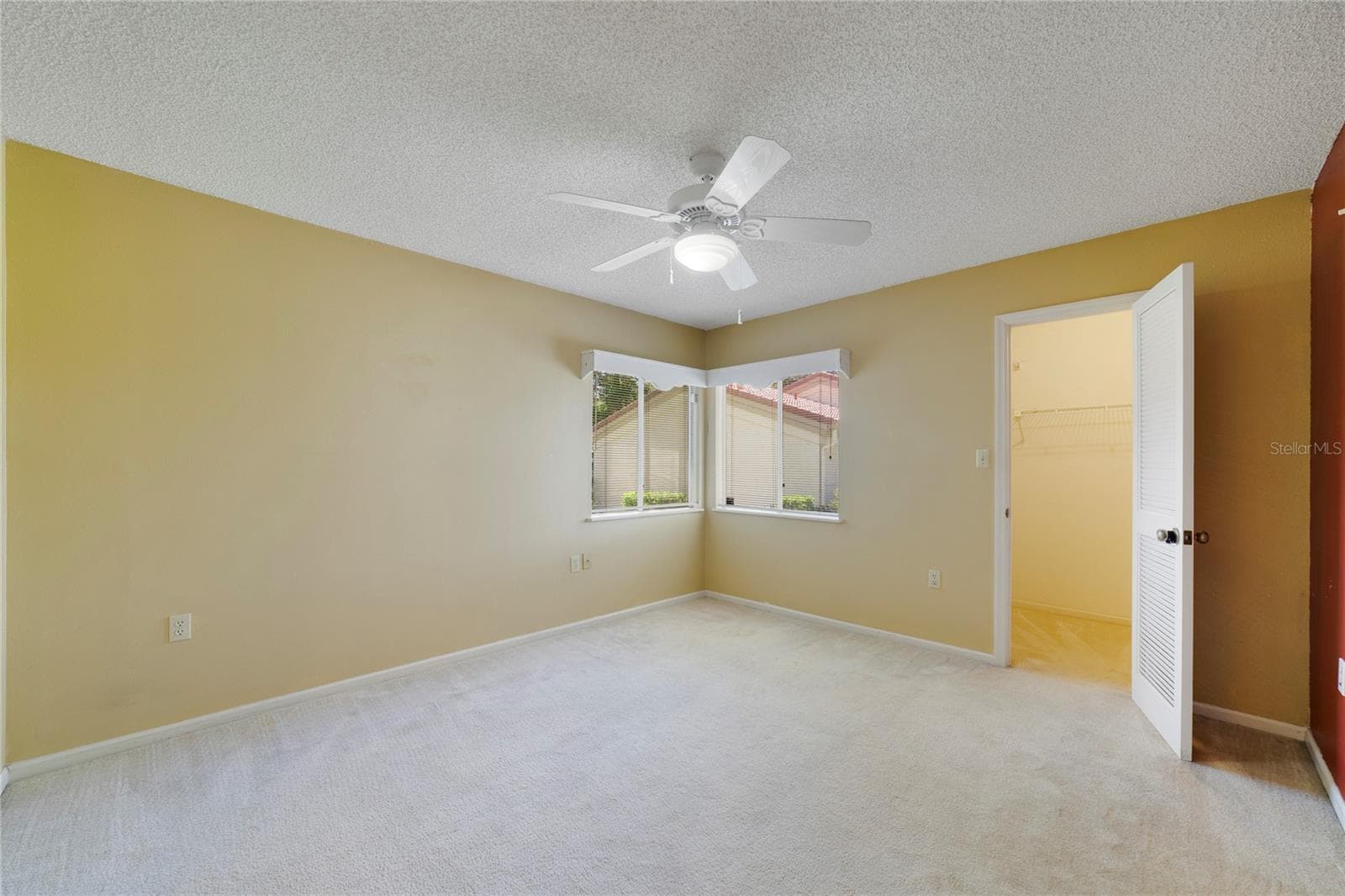 Second Primary Bathroom with Walk-in Closet and En Suite Bath - 260 W SABAL PALM PL, LONGWOOD