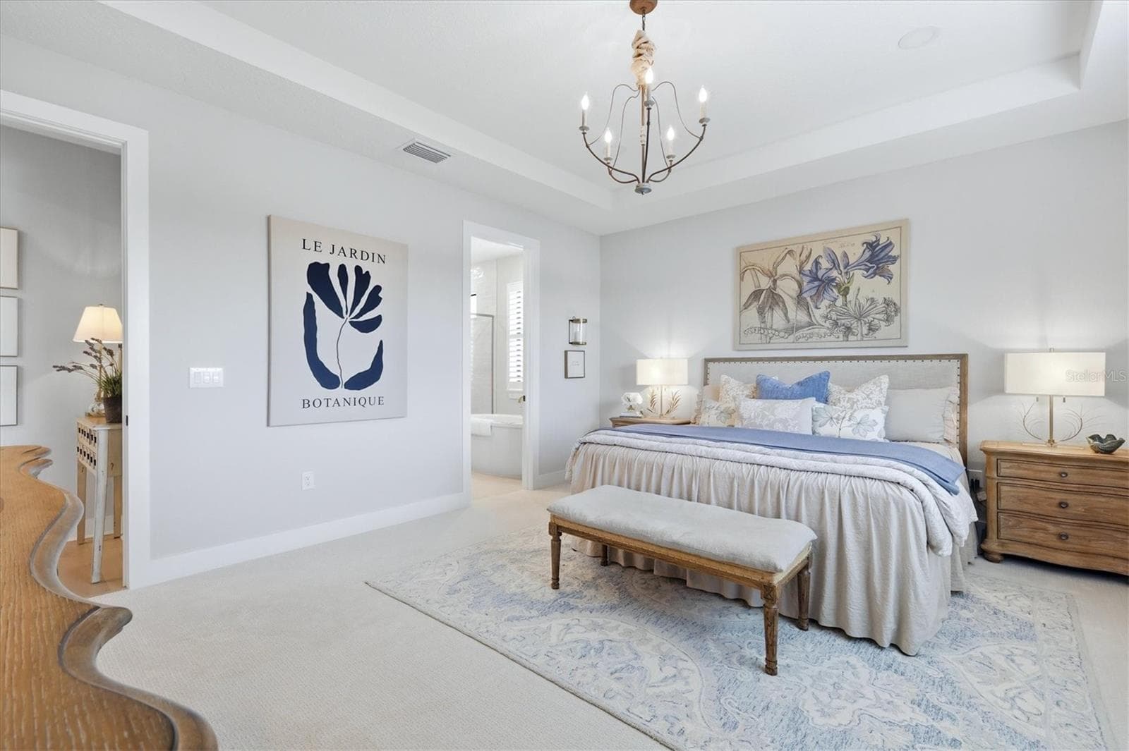 Single Family Residence at 18580 MIDSUMMER PL, VENICE, photo 23 of 84