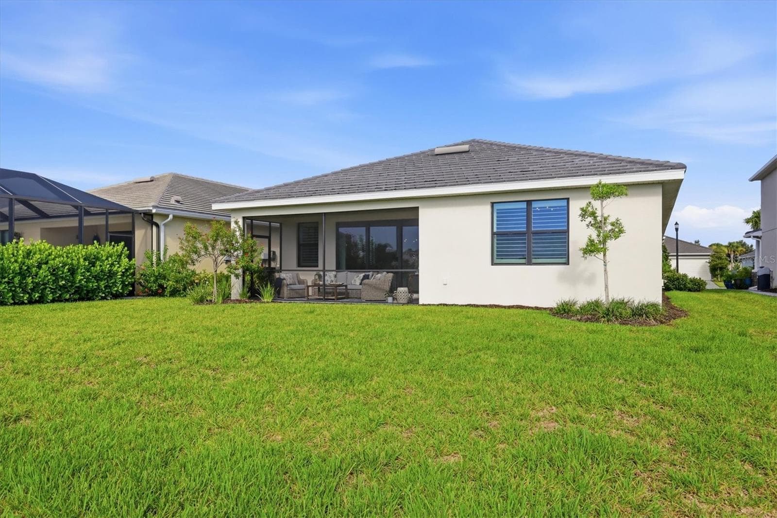 Single Family Residence at 18580 MIDSUMMER PL, VENICE, photo 40 of 84