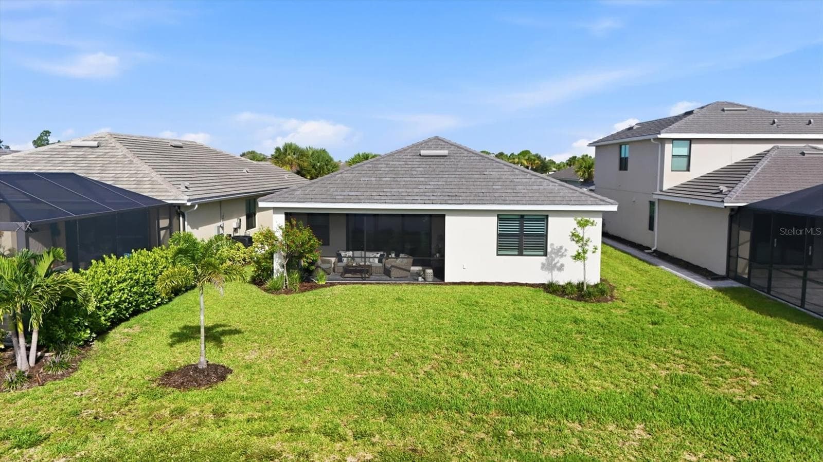 Single Family Residence at 18580 MIDSUMMER PL, VENICE, photo 84 of 84