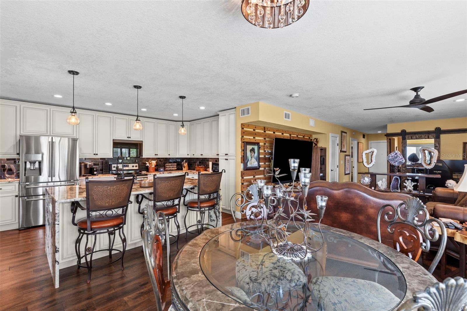 Condominium at 800 BAHIA DEL SOL DR #A, RUSKIN, photo 11 of 73