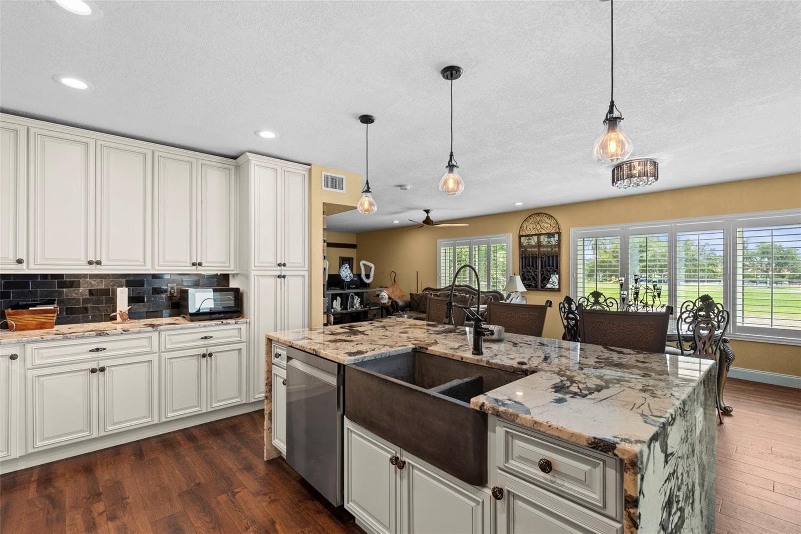 Condominium at 800 BAHIA DEL SOL DR #A, RUSKIN, photo 12 of 73