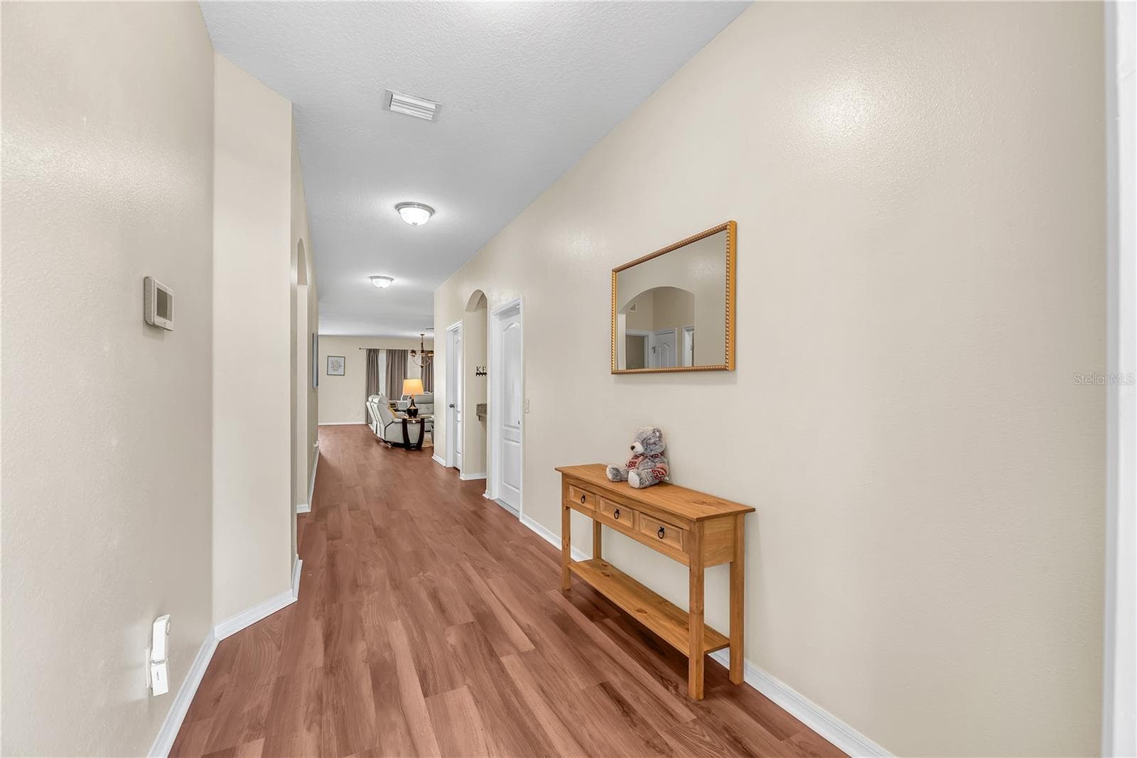 Single Family Residence at 1407 RUSHGROVE CIR, DOVER, photo 6 of 33