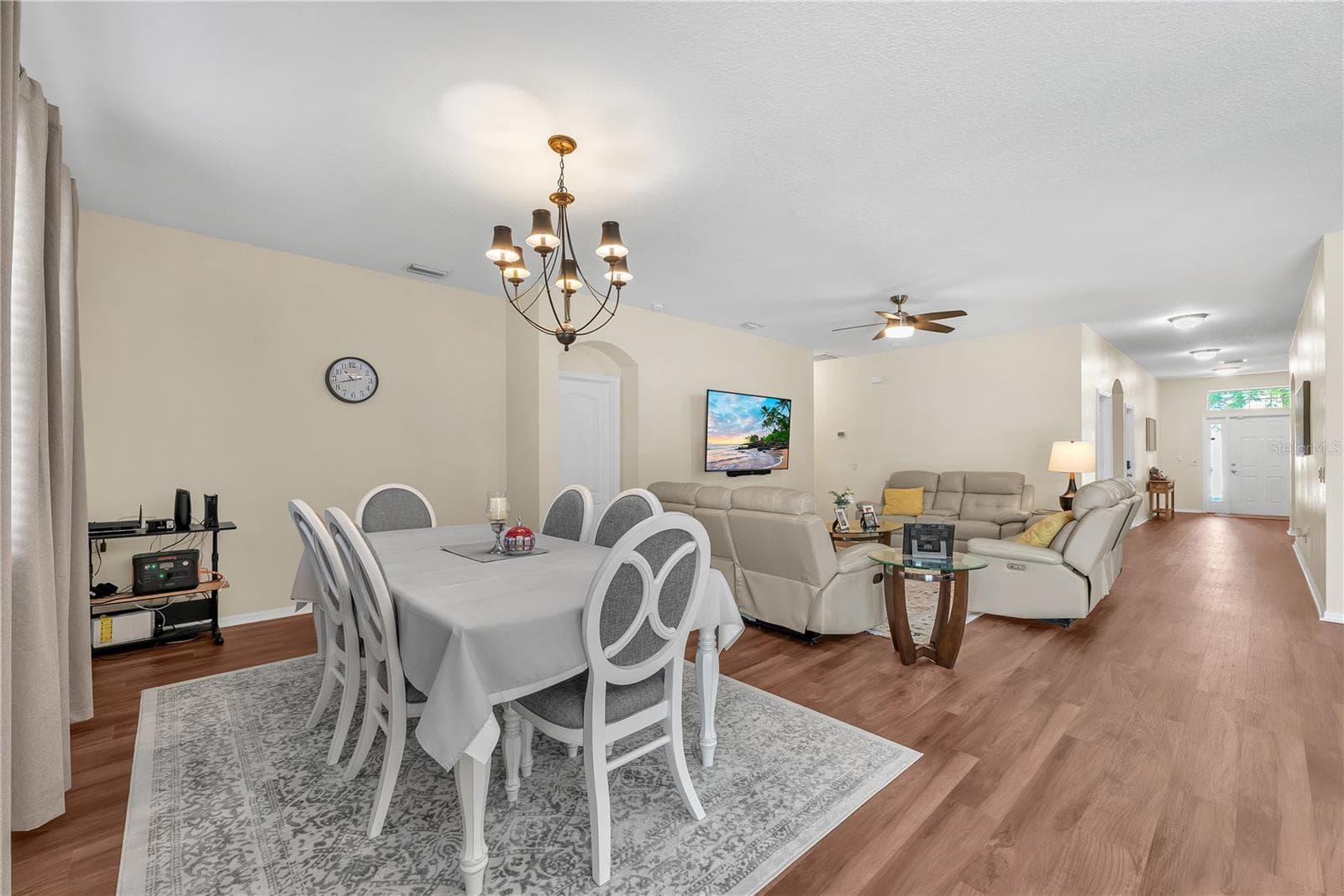 Single Family Residence at 1407 RUSHGROVE CIR, DOVER, photo 16 of 33